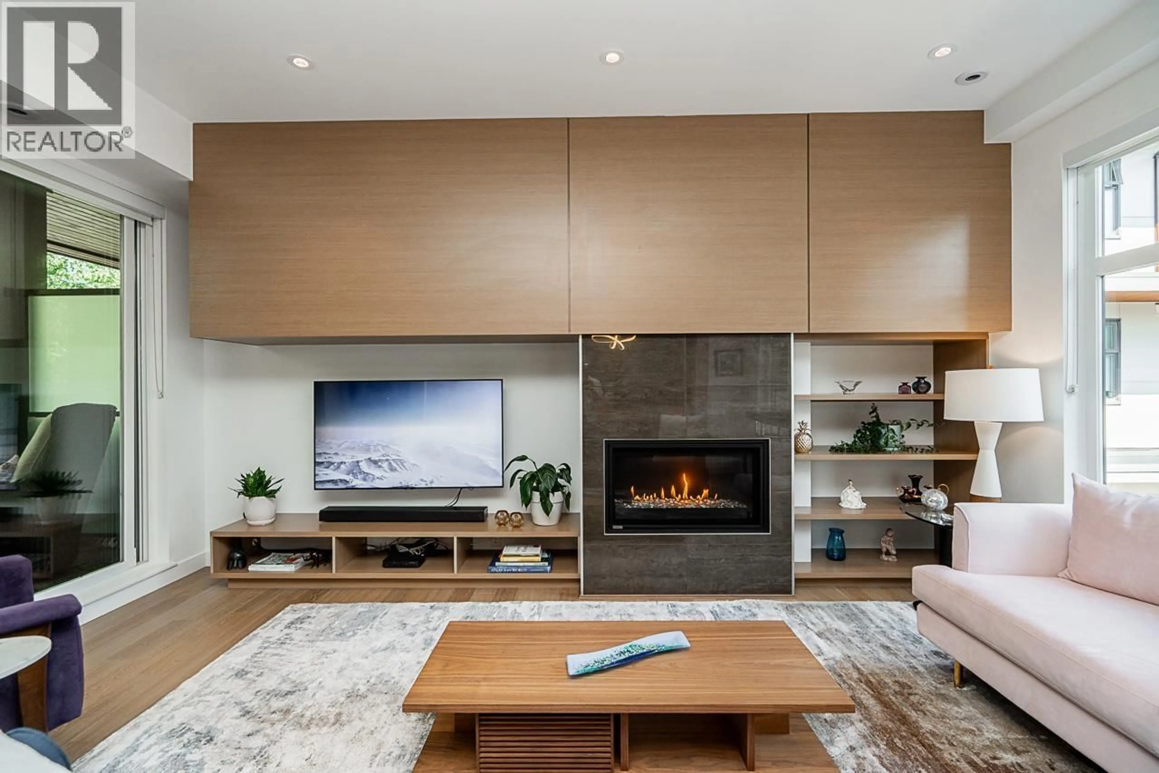 Home theater for 102 - 1205 HAROLD ROAD, North Vancouver British Columbia V7K1G5