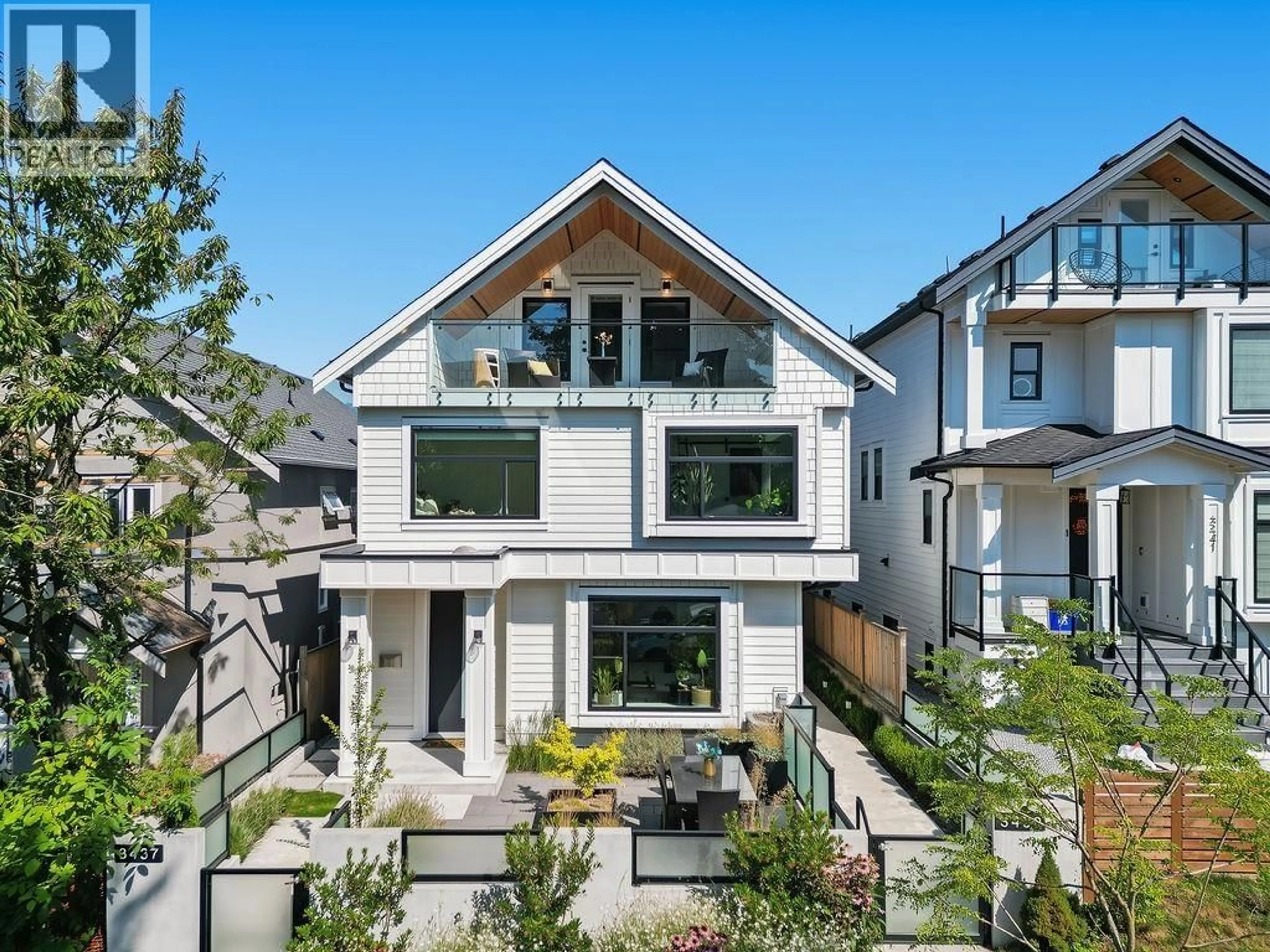 Home with brick exterior material, unknown for 3437 FRANKLIN STREET, Vancouver British Columbia V5K1Y4