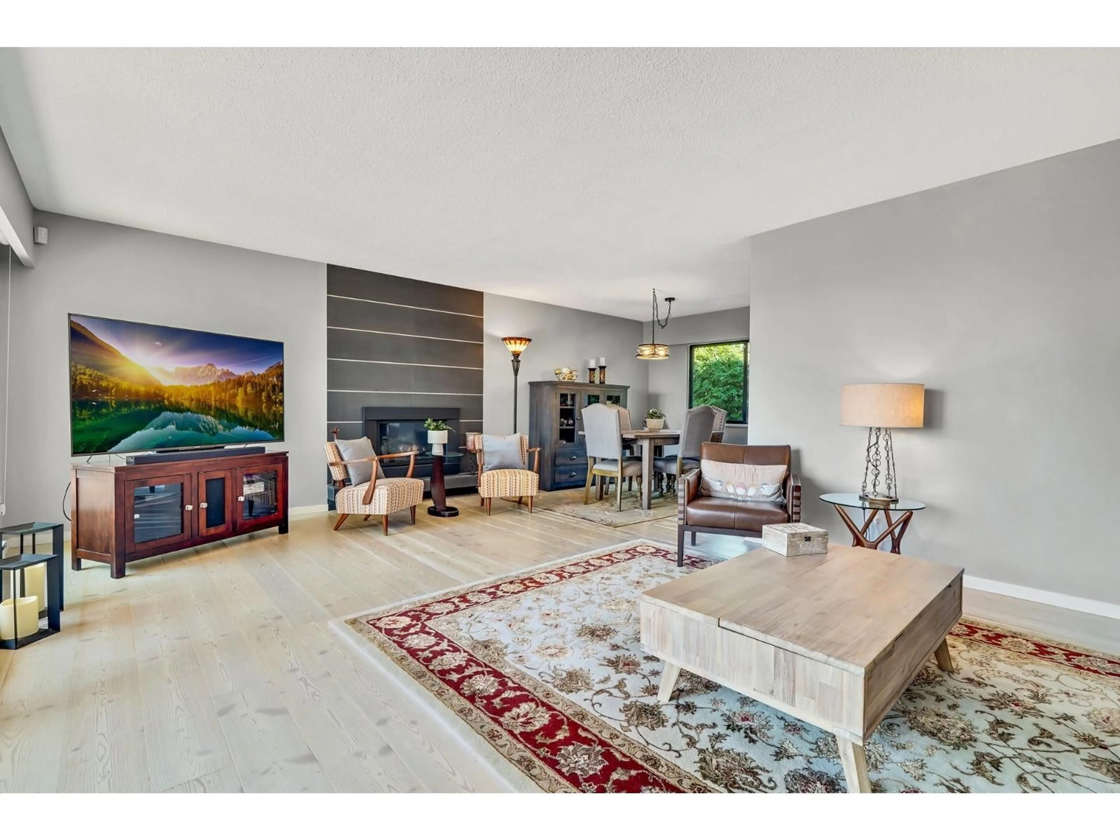 Unknown for 105 - 15041 PROSPECT, White Rock British Columbia V4B2B5