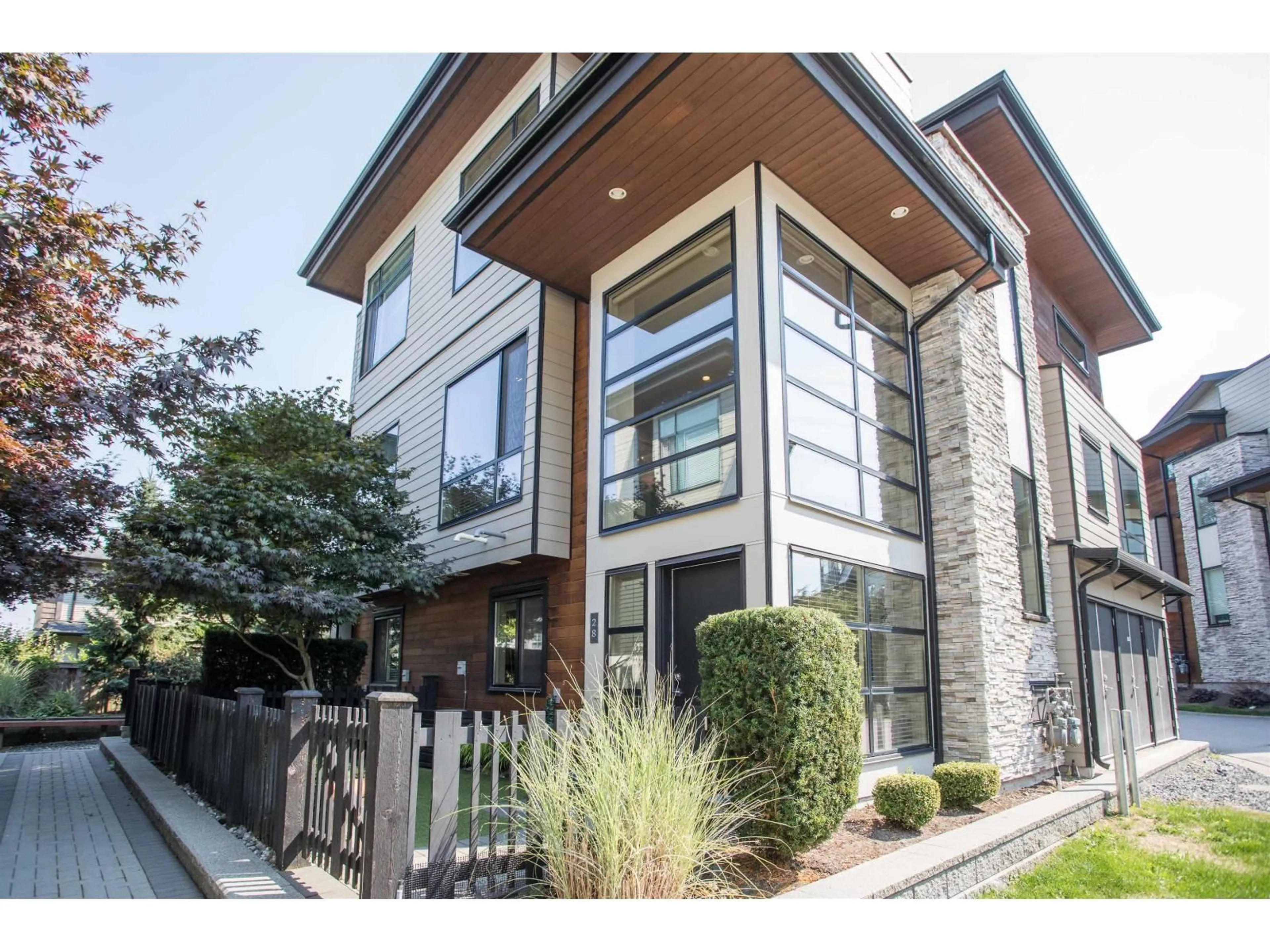 Home with brick exterior material, street for 28 - 15688 28, Surrey British Columbia V3Z0N1