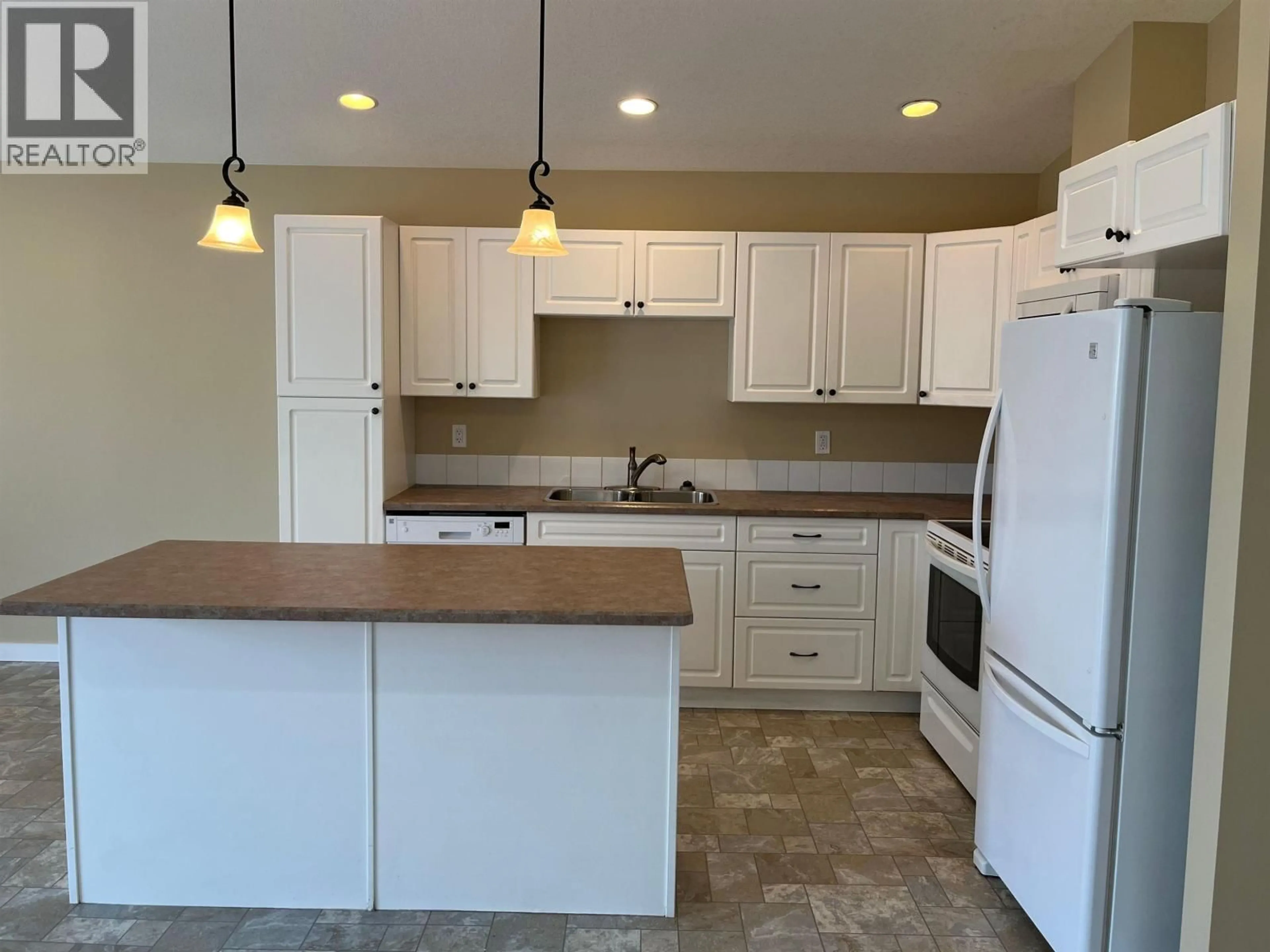 Standard kitchen, unknown for 8334 87 AVENUE, Fort St. John British Columbia V1J0K8