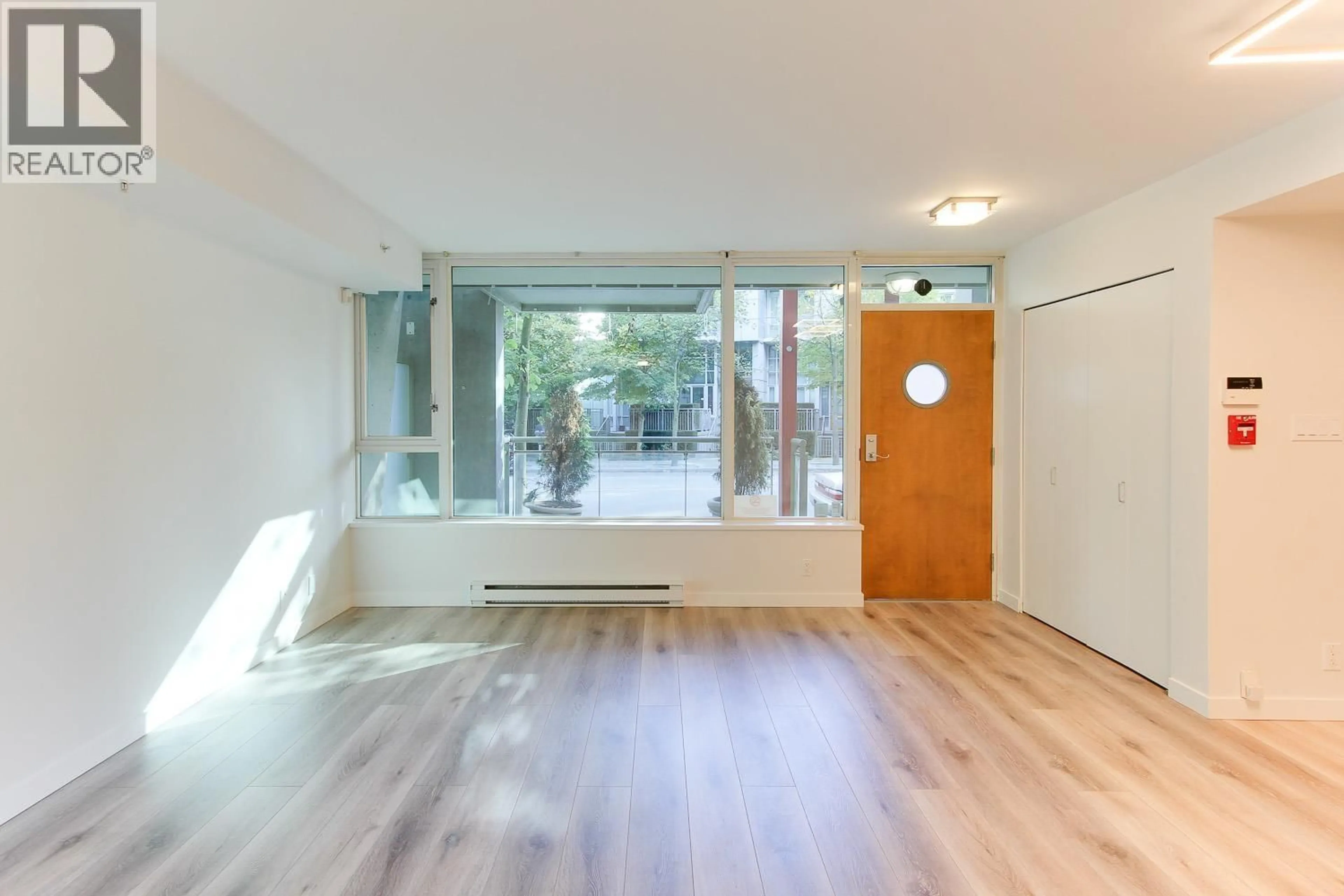 Unknown for 1432 HASTINGS STREET, Vancouver British Columbia V6G3J9