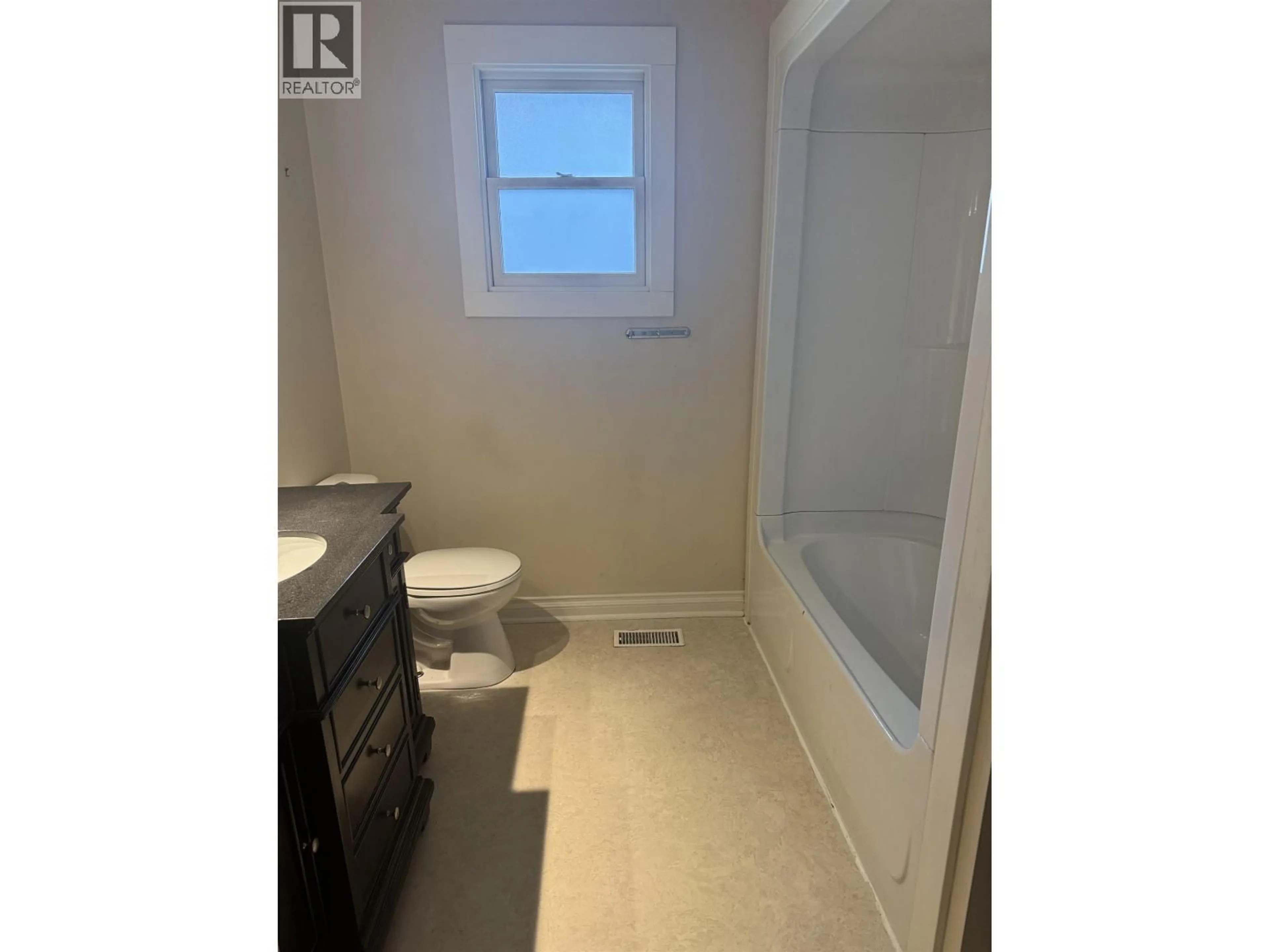 A pic of a room for 104 NECHAKO DRIVE, Mackenzie British Columbia V0J2C0