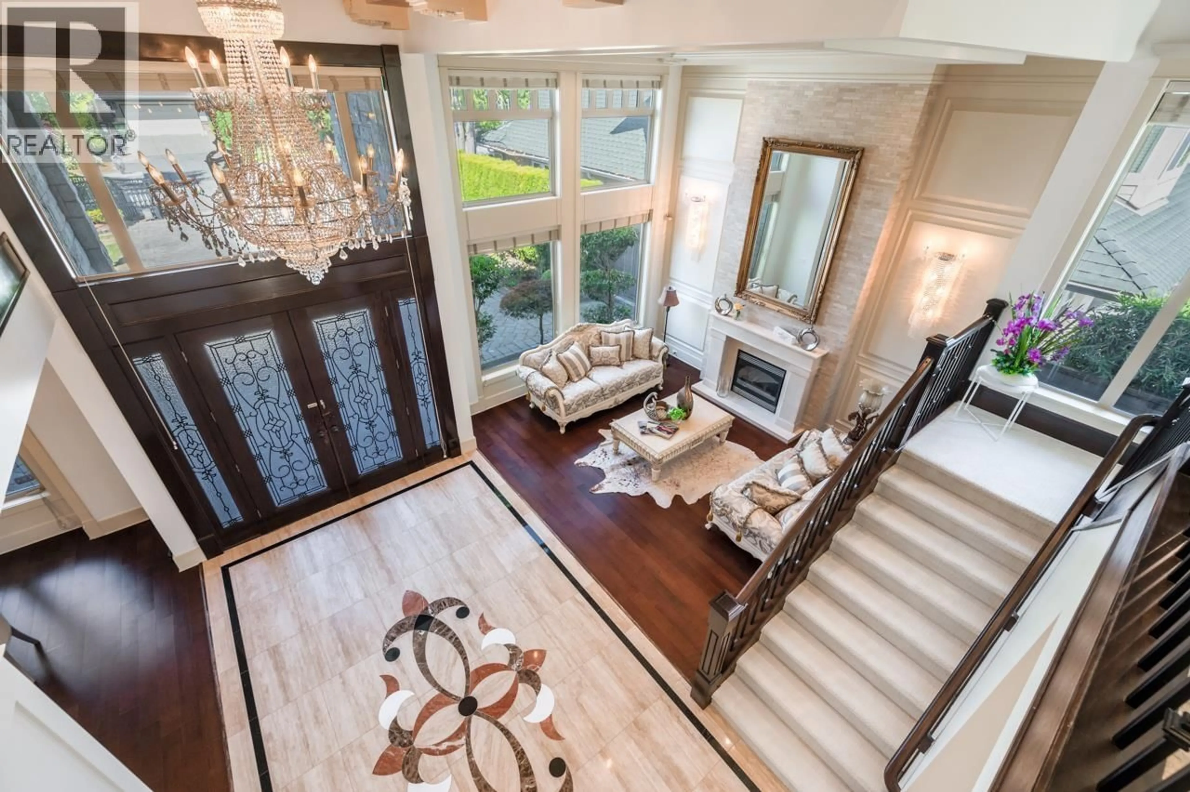 Indoor entryway for 6851 GAMBA DRIVE, Richmond British Columbia V7C2G4