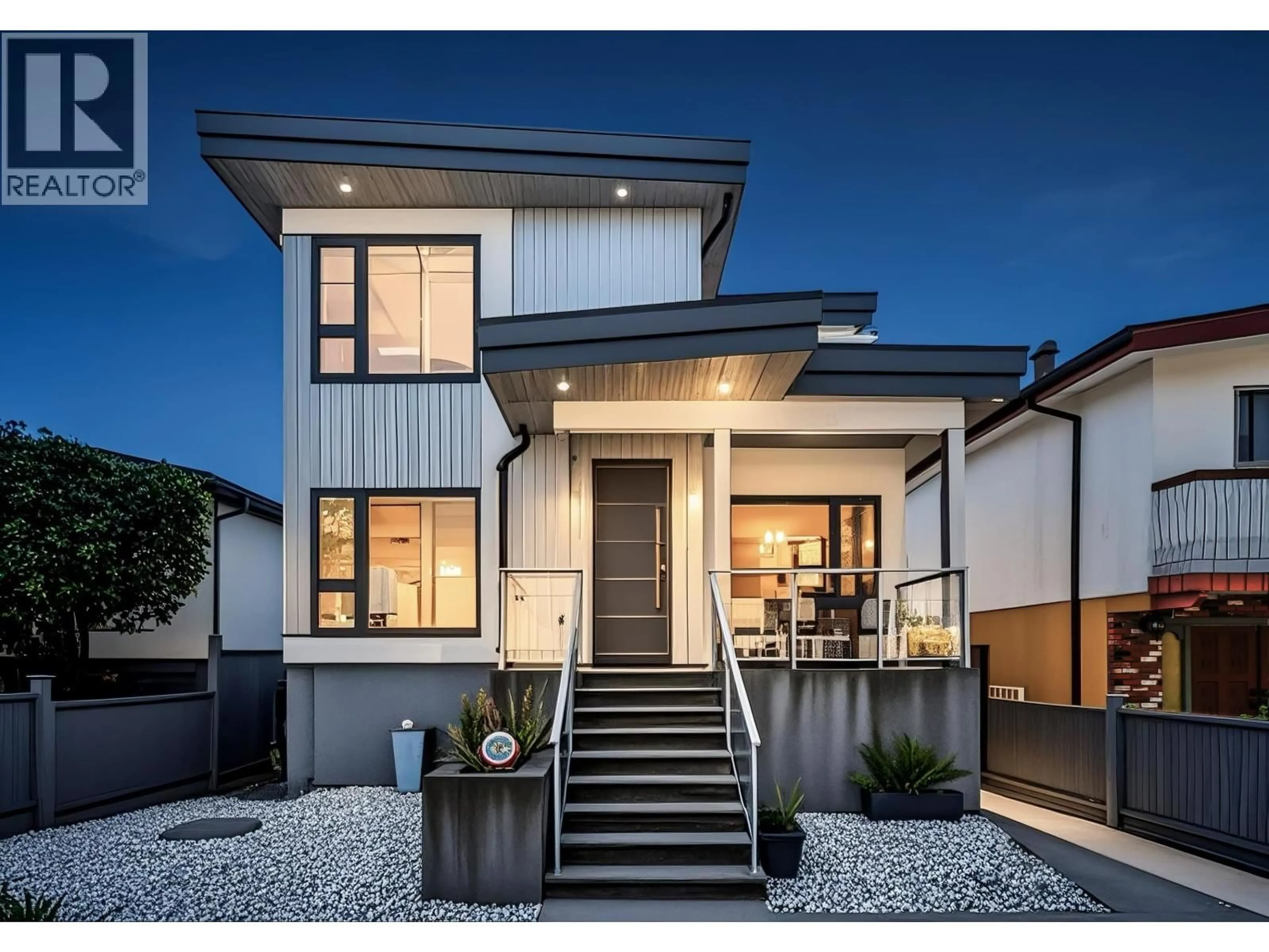 Home with vinyl exterior material, street for 250 53RD AVENUE, Vancouver British Columbia V5X1H9