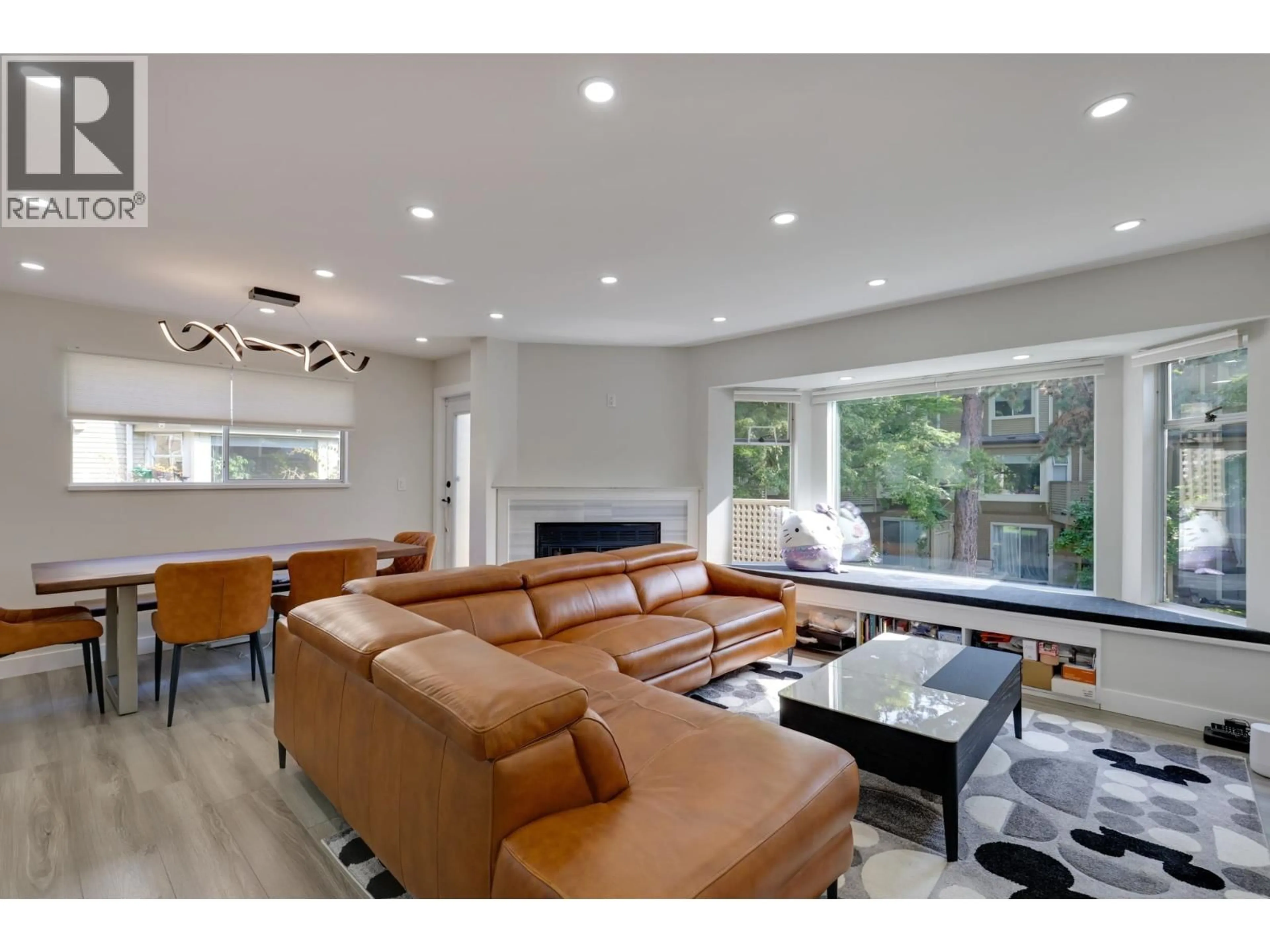 Living room with furniture, unknown for 22 - 5740 GARRISON ROAD, Richmond British Columbia V7C5E7