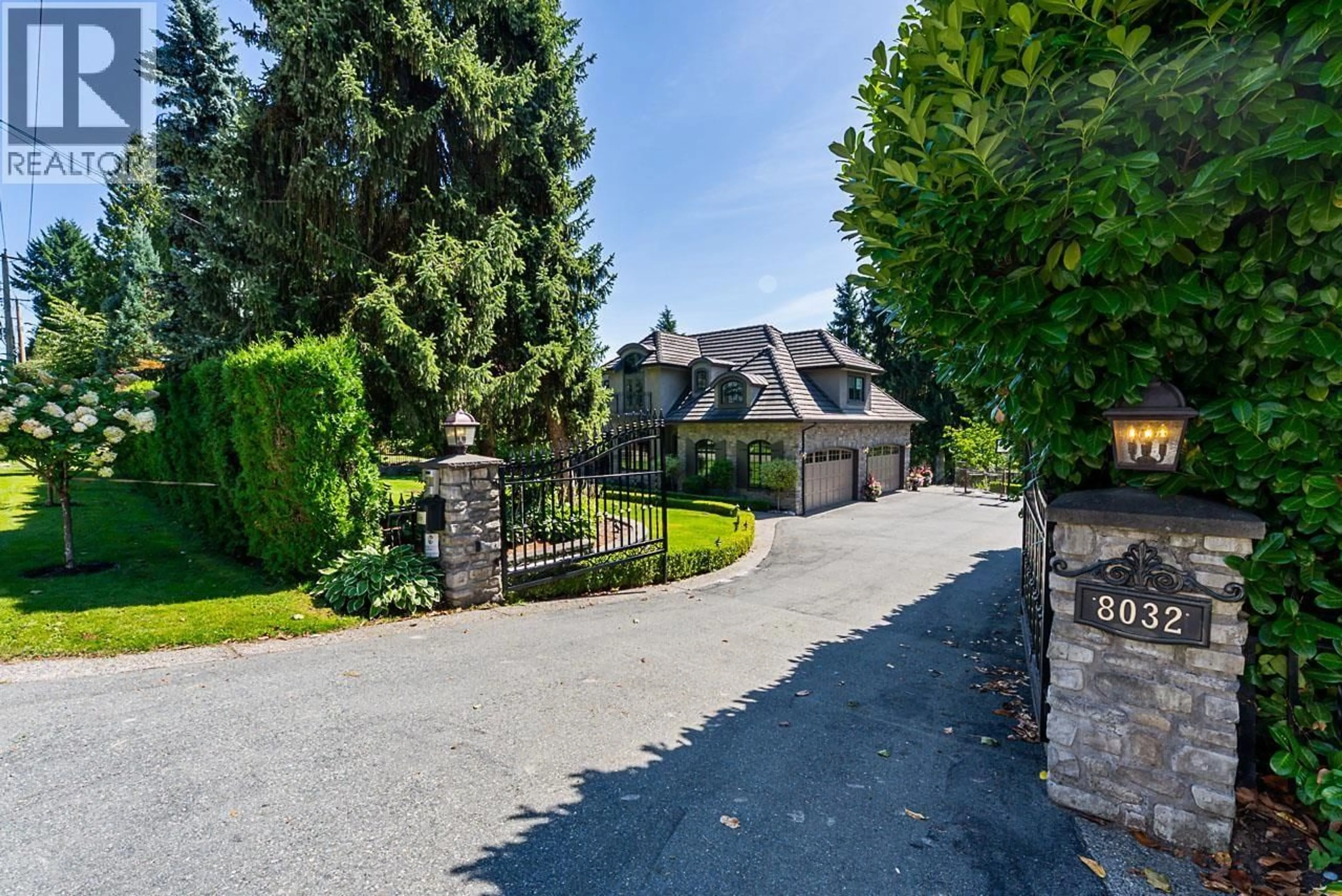 A pic from outside/outdoor area/front of a property/back of a property/a pic from drone, street for 8032 GOVERNMENT ROAD, Burnaby British Columbia V5A2E2