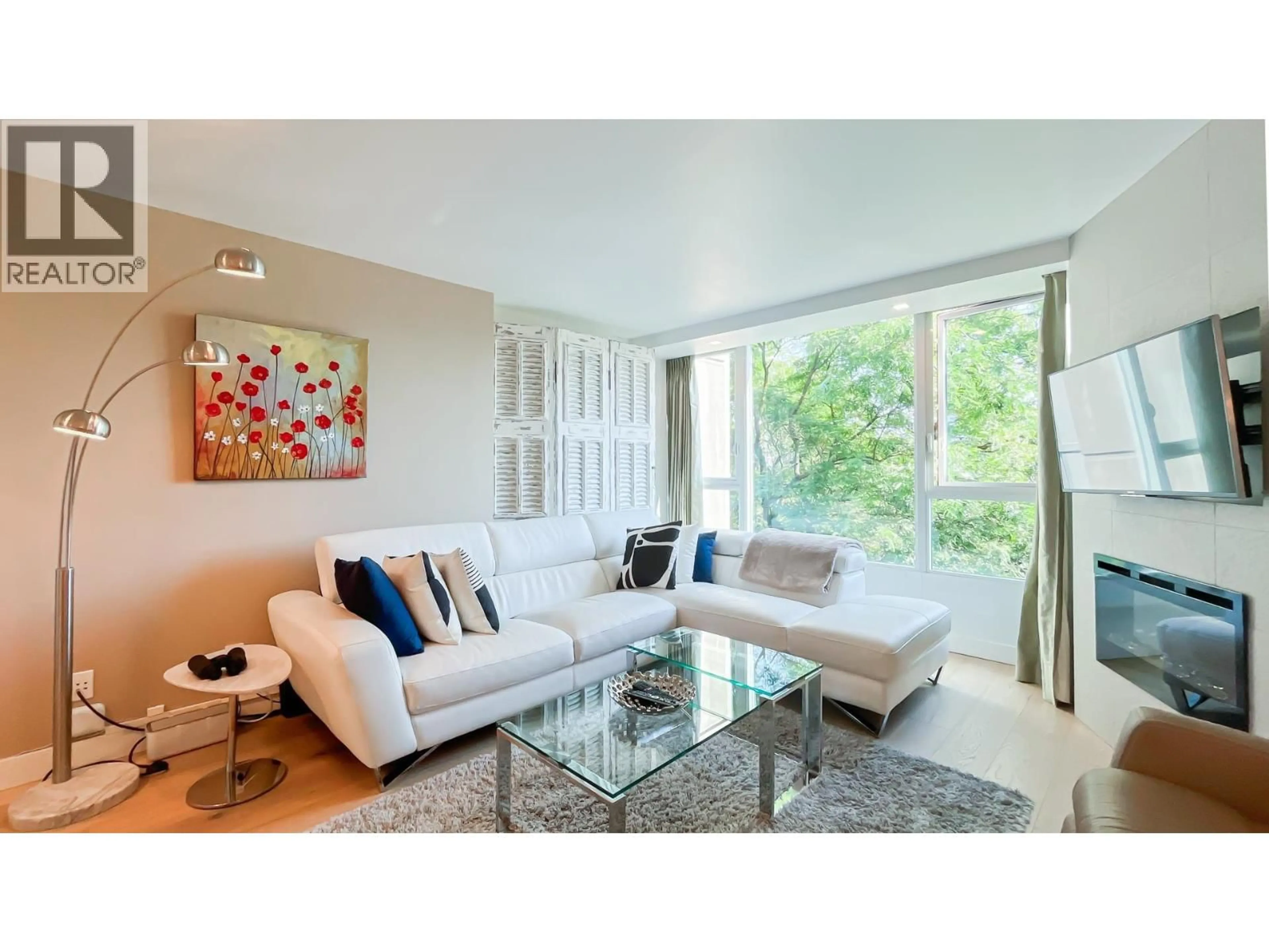 Living room with furniture, unknown for 502 - 1388 HOMER STREET, Vancouver British Columbia V6B6A7