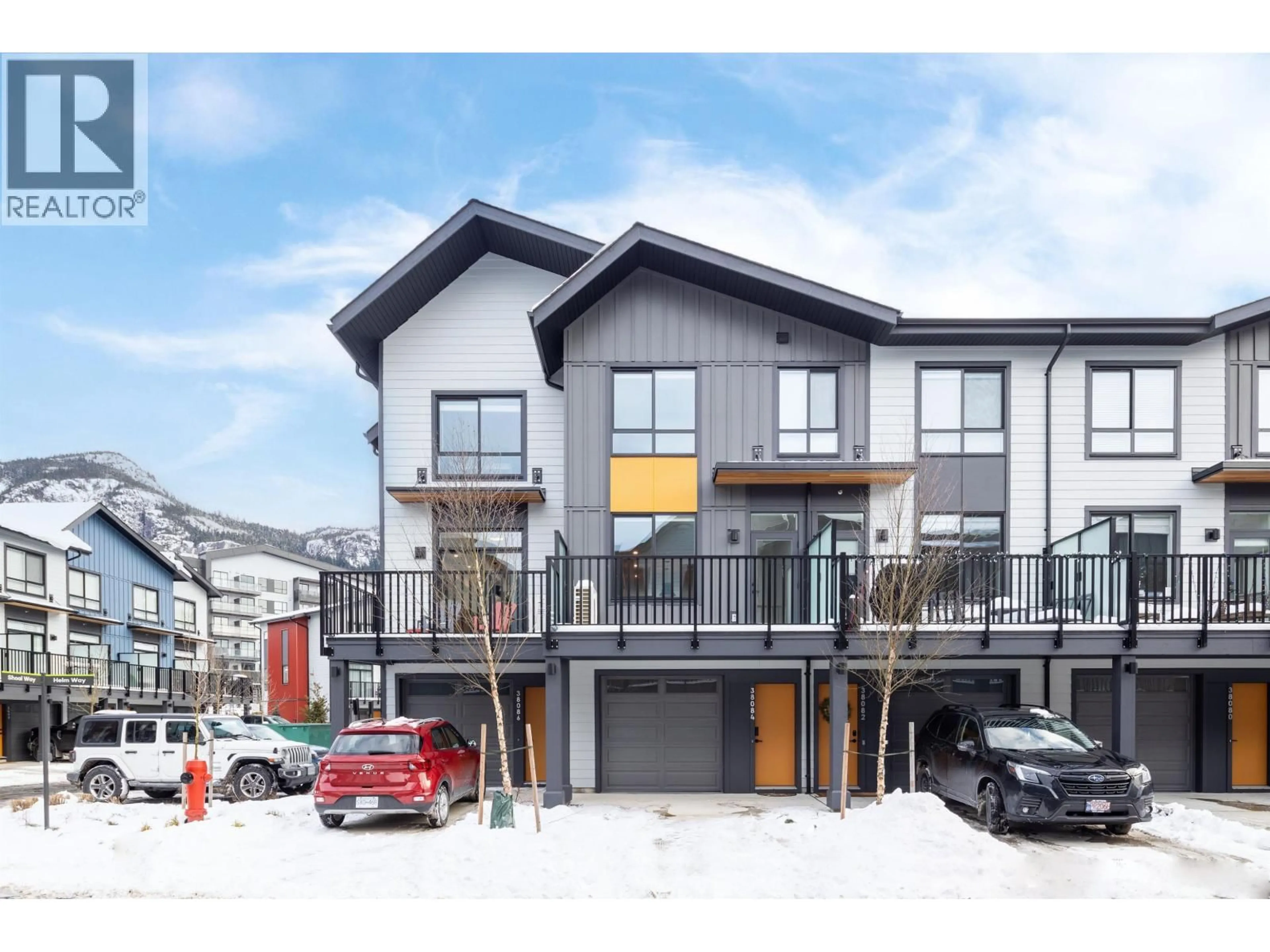Unknown for 38084 HELM WAY, Squamish British Columbia V8B1E6