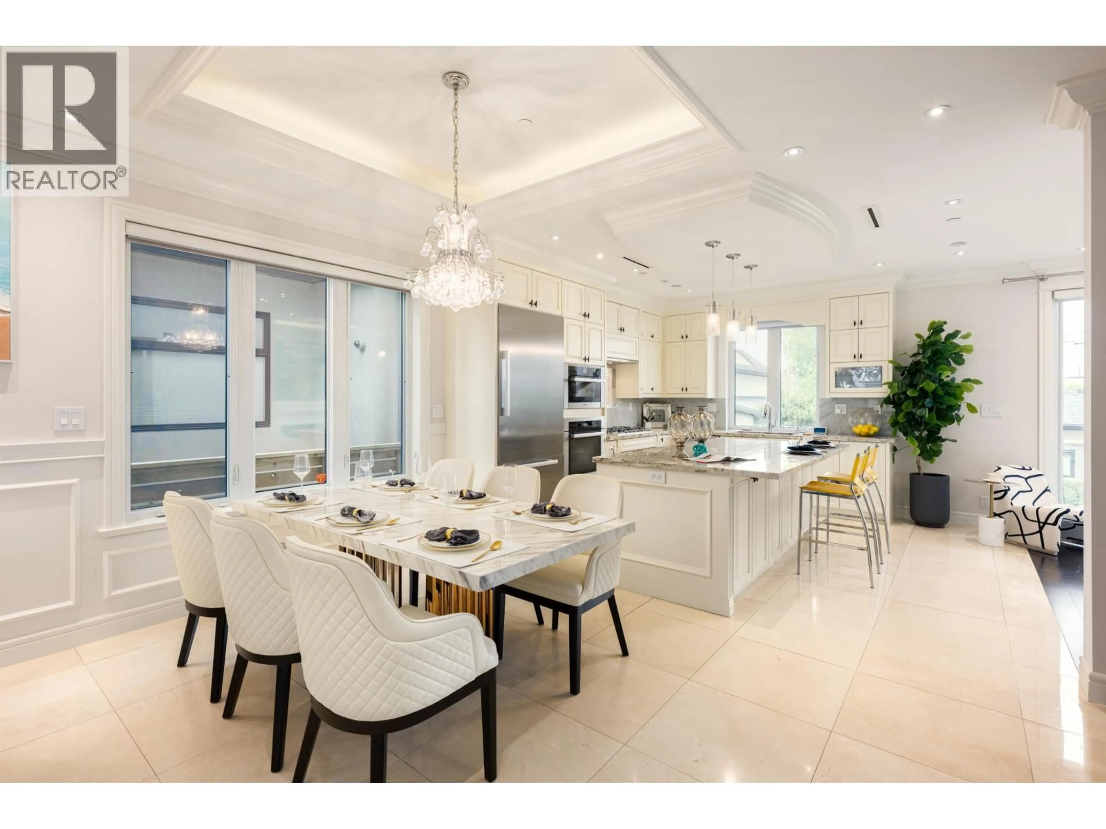 Open concept kitchen, ceramic/tile floor for 4043 11TH AVENUE, Vancouver British Columbia V6R2L4