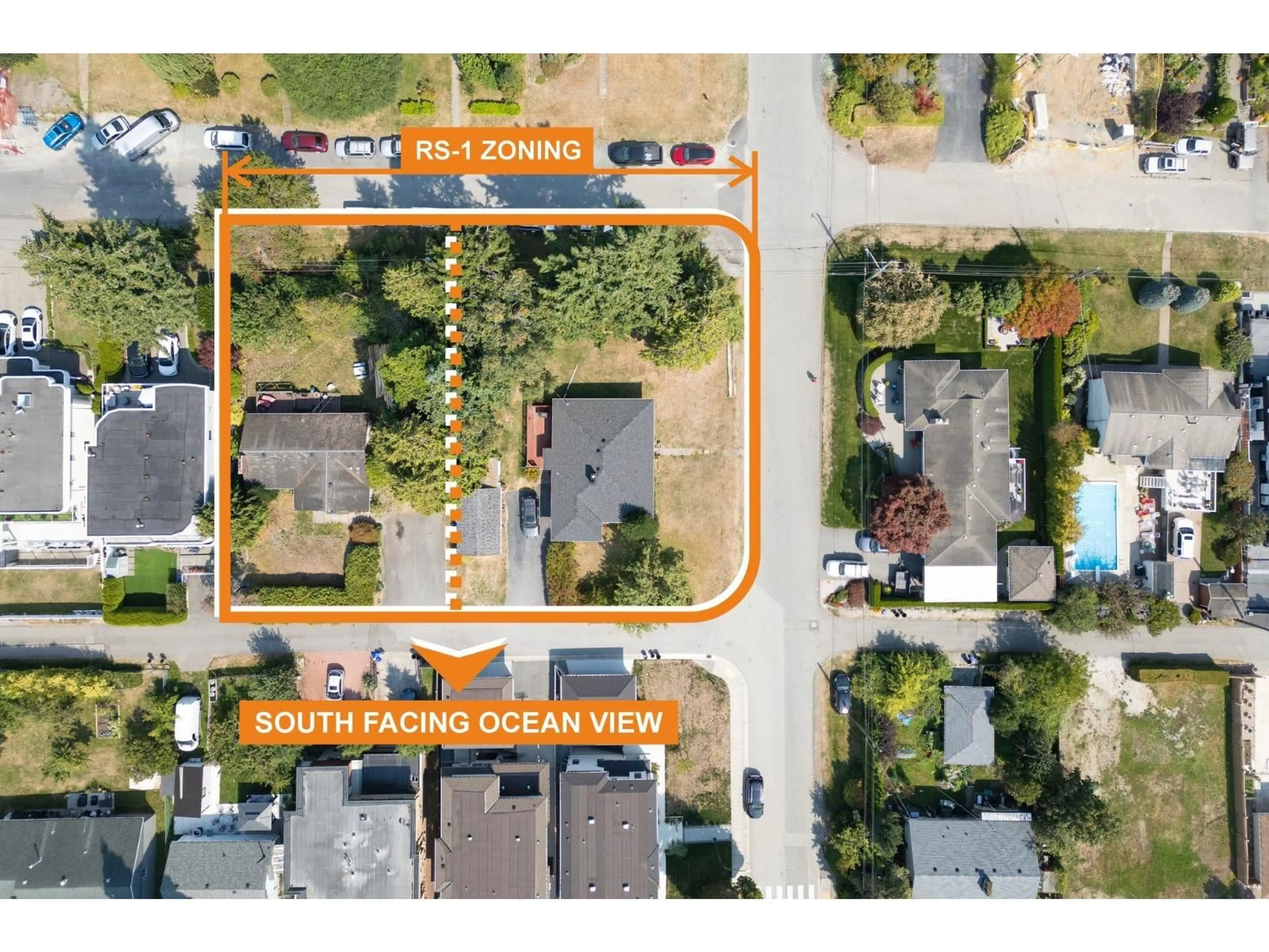 A pic from outside/outdoor area/front of a property/back of a property/a pic from drone, street for 1129 DOLPHIN, White Rock British Columbia V4B4G6