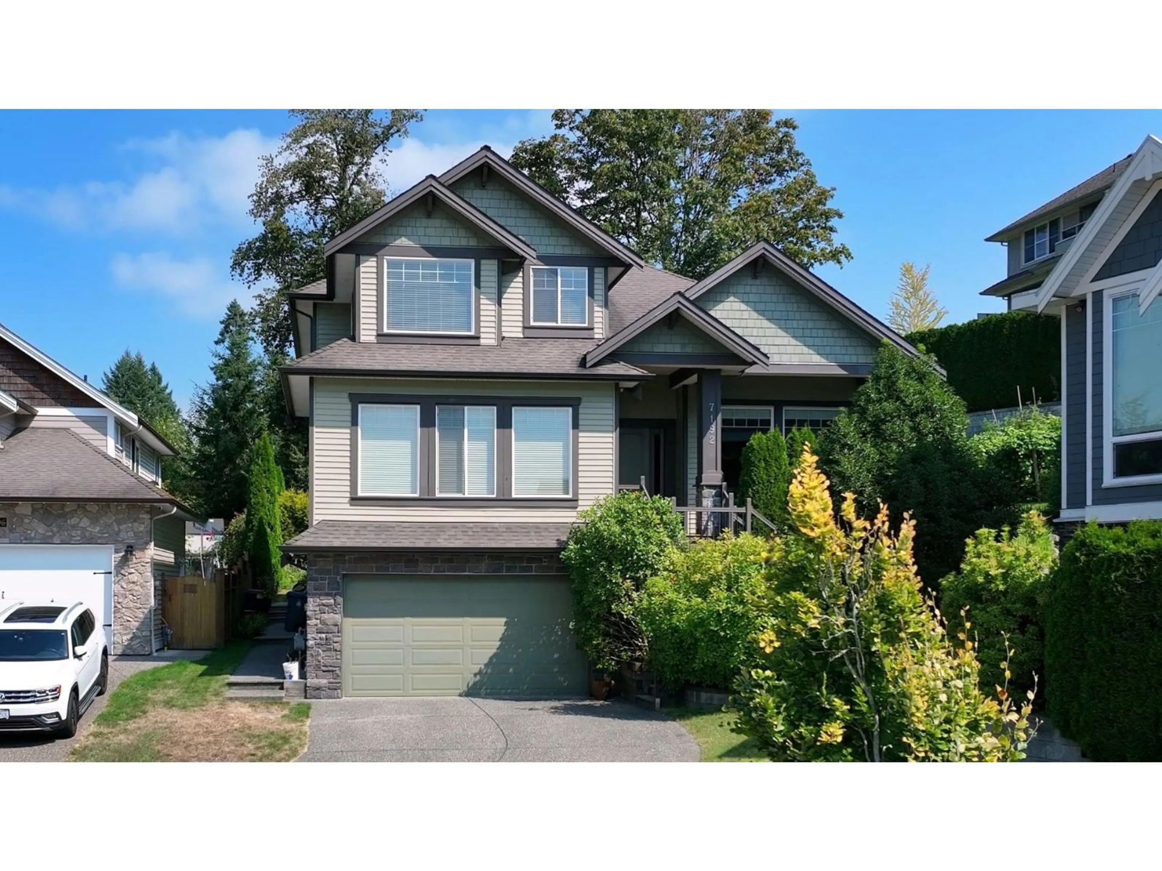 Home with vinyl exterior material, street for 7192 177A, Surrey British Columbia V3S7V3