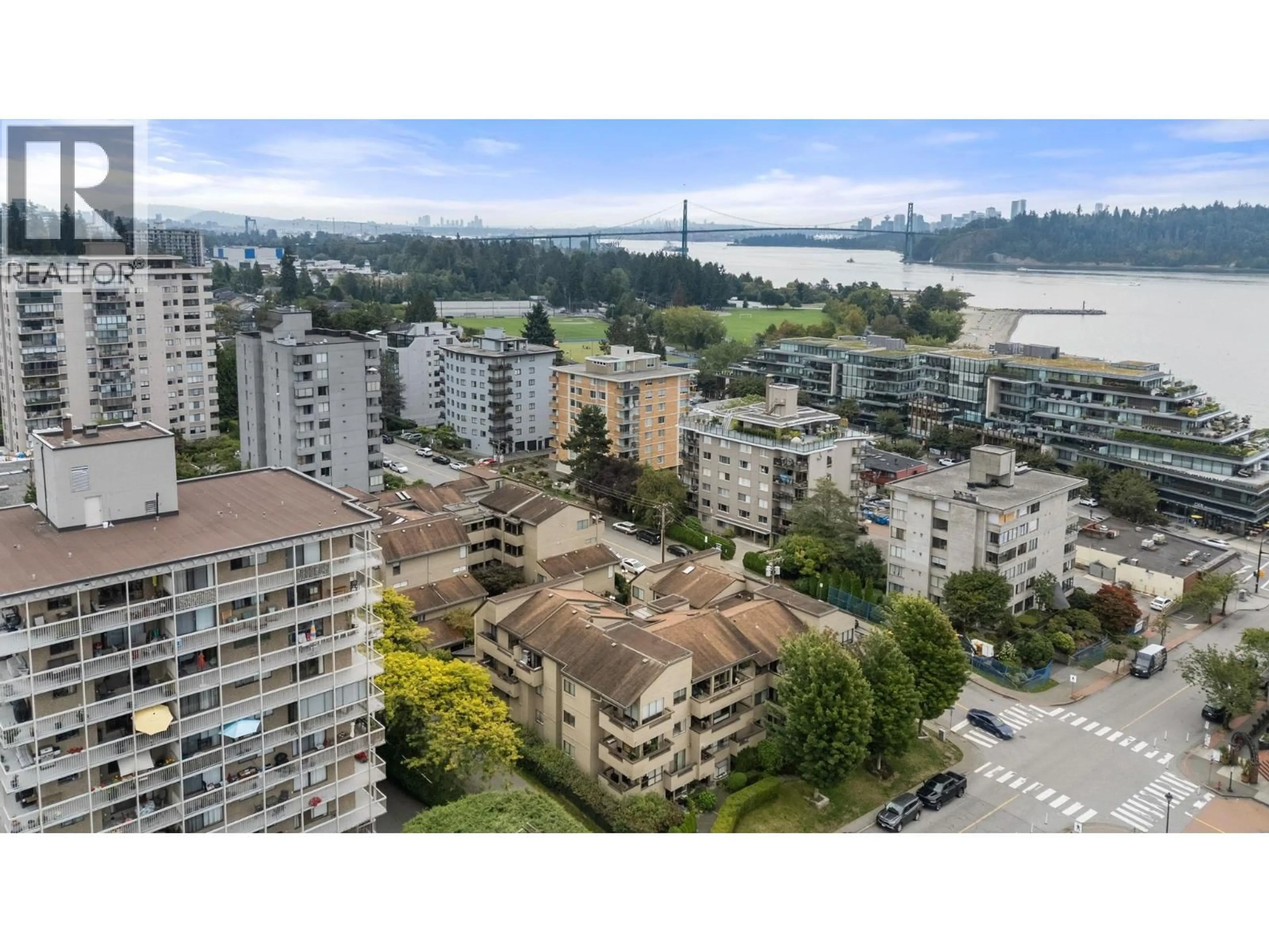 A pic from outside/outdoor area/front of a property/back of a property/a pic from drone, city buildings view from balcony for 206 - 1363 CLYDE AVENUE, West Vancouver British Columbia V7T2W9