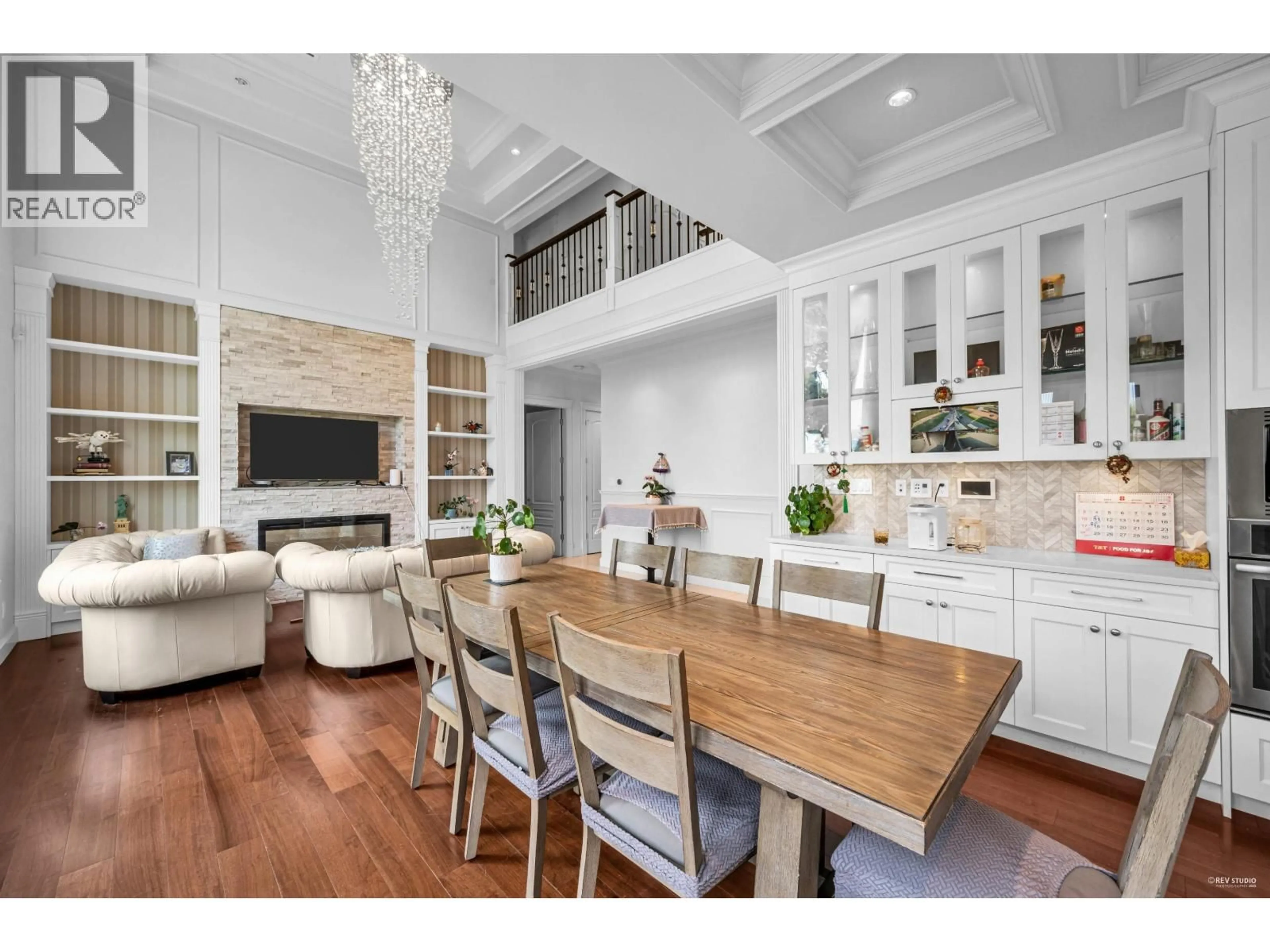Open concept kitchen, wood/laminate floor for 9260 GORMOND ROAD, Richmond British Columbia V7E1N5