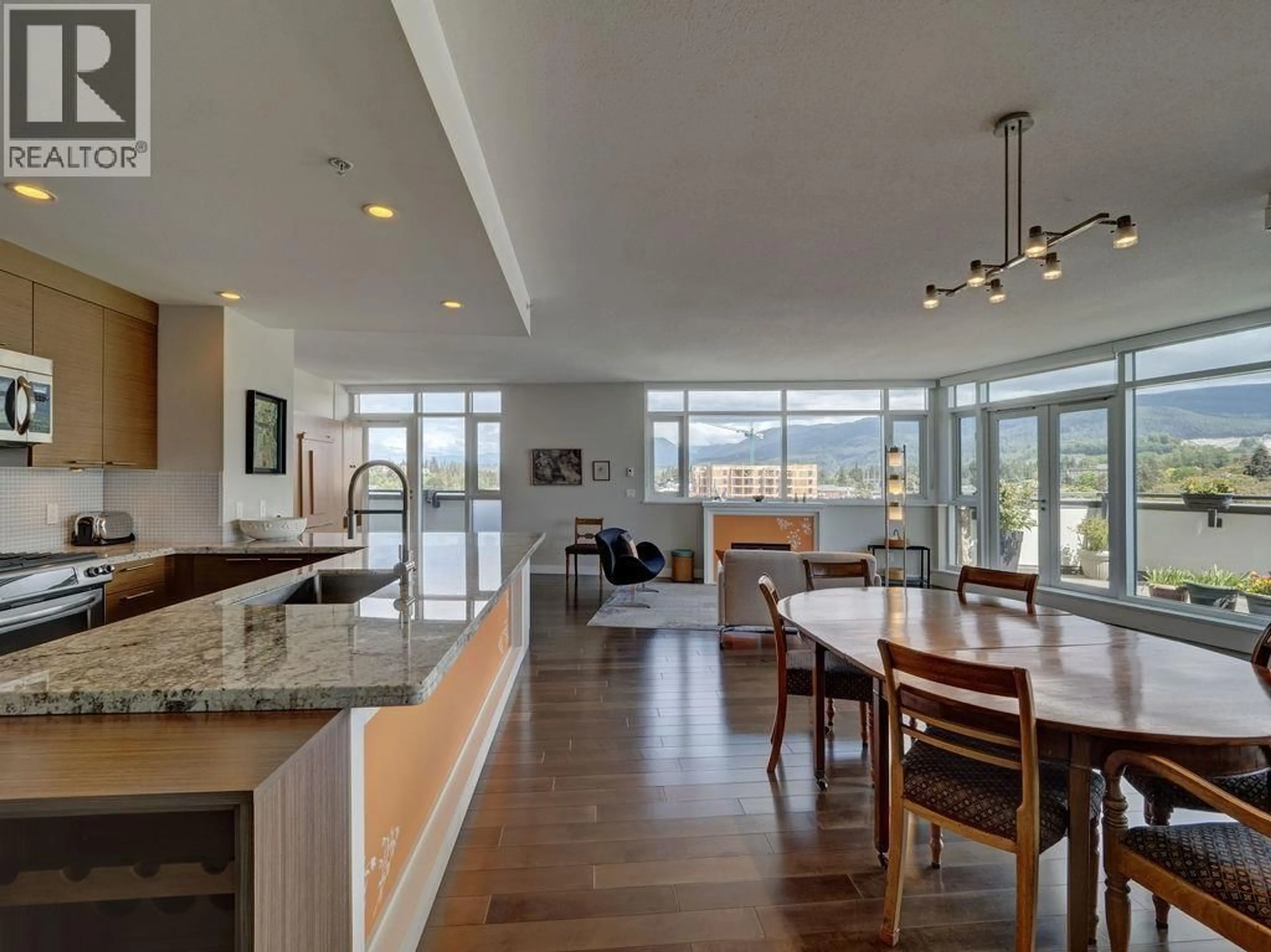 Open concept kitchen, unknown for 605 - 5665 TEREDO STREET, Sechelt British Columbia V7Z0J2