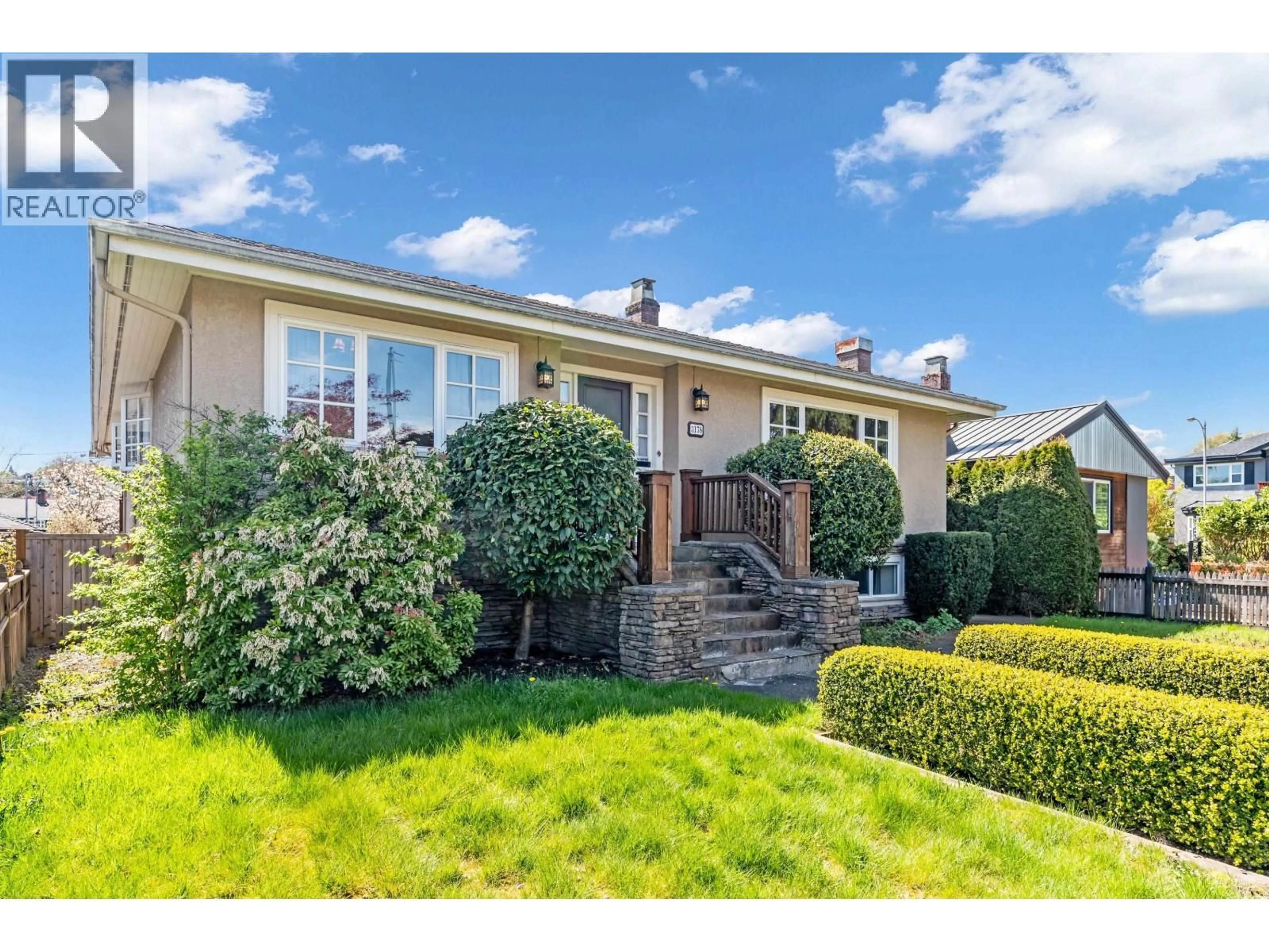 Unknown for 3178 16TH AVENUE, Vancouver British Columbia V6K3E1