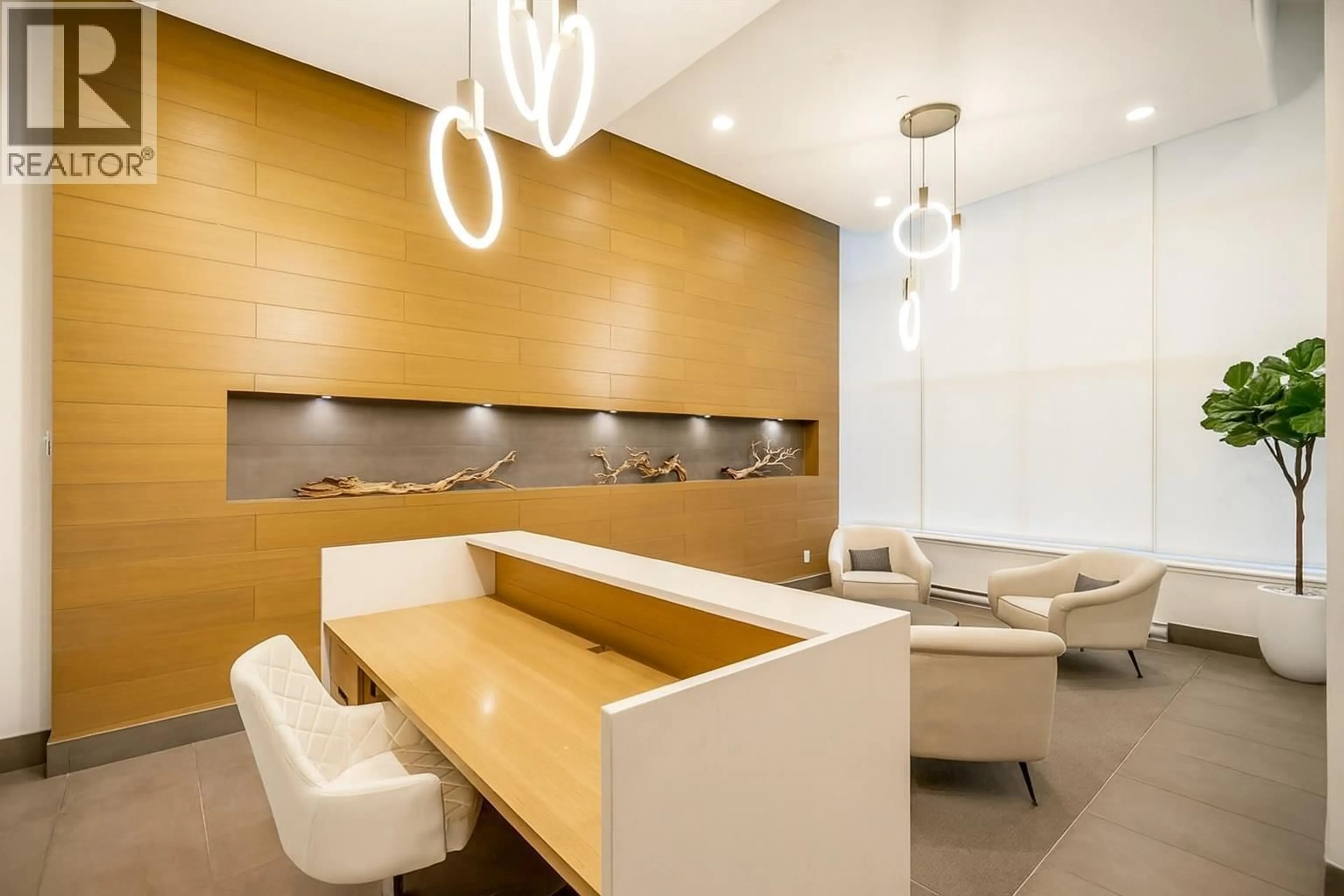 Lobby for 408 - 258 NELSON'S COURT, New Westminster British Columbia V3L0J9