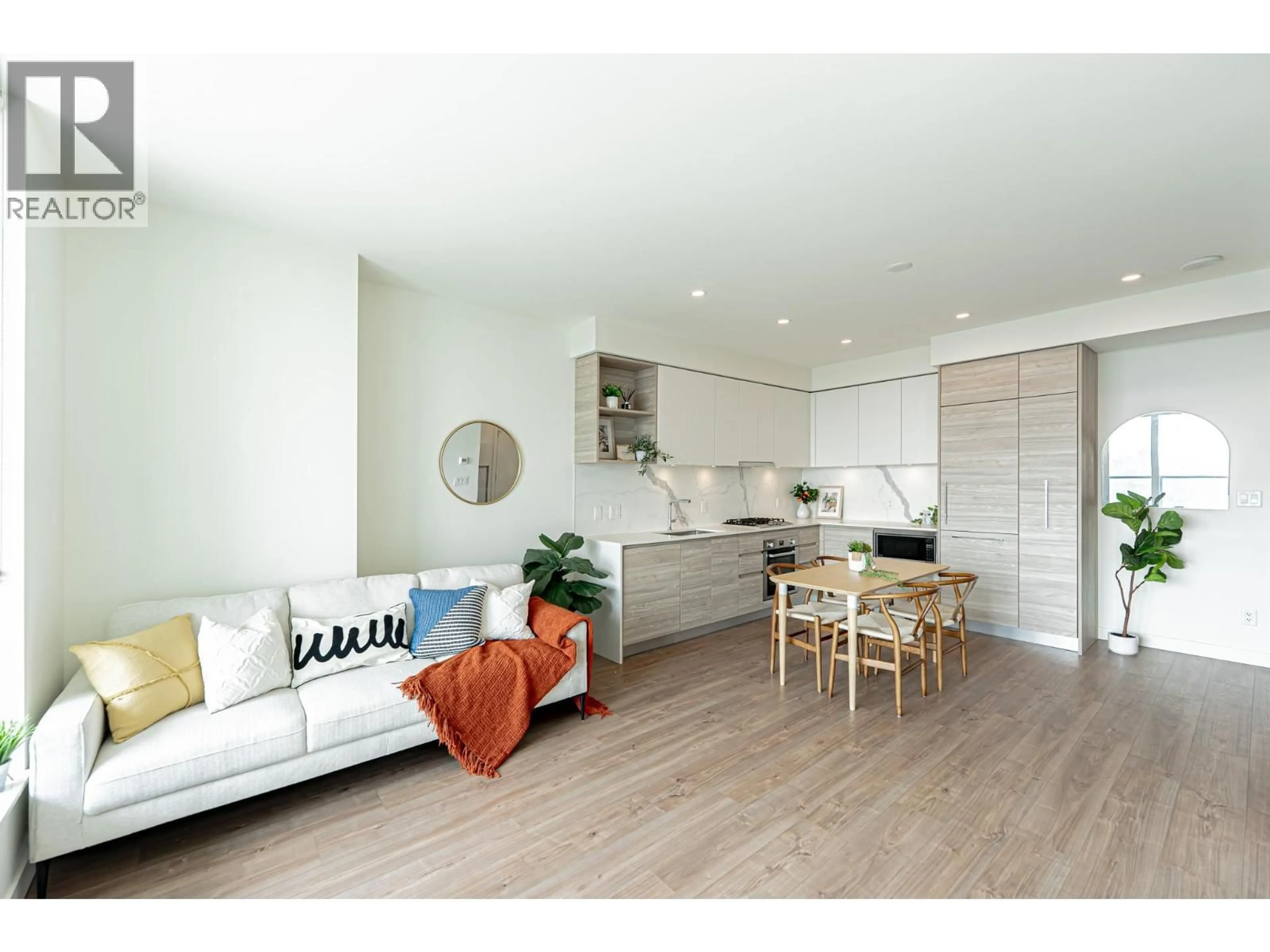 Open concept kitchen, wood/laminate floor for 1406 - 585 AUSTIN AVENUE, Coquitlam British Columbia V3K0G6