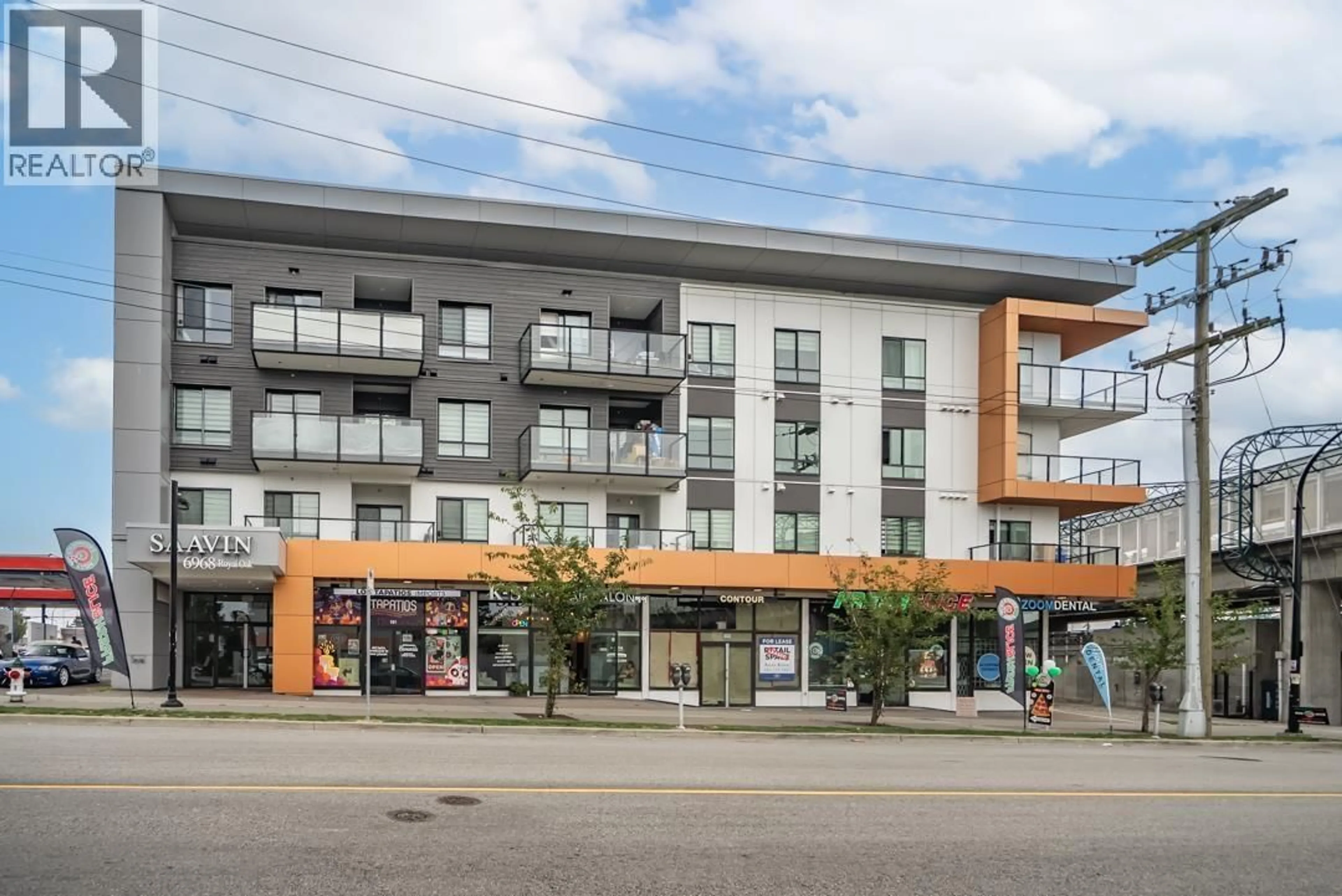Patio, building for 411 - 6968 ROYAL OAK AVENUE, Burnaby British Columbia V5J4J2