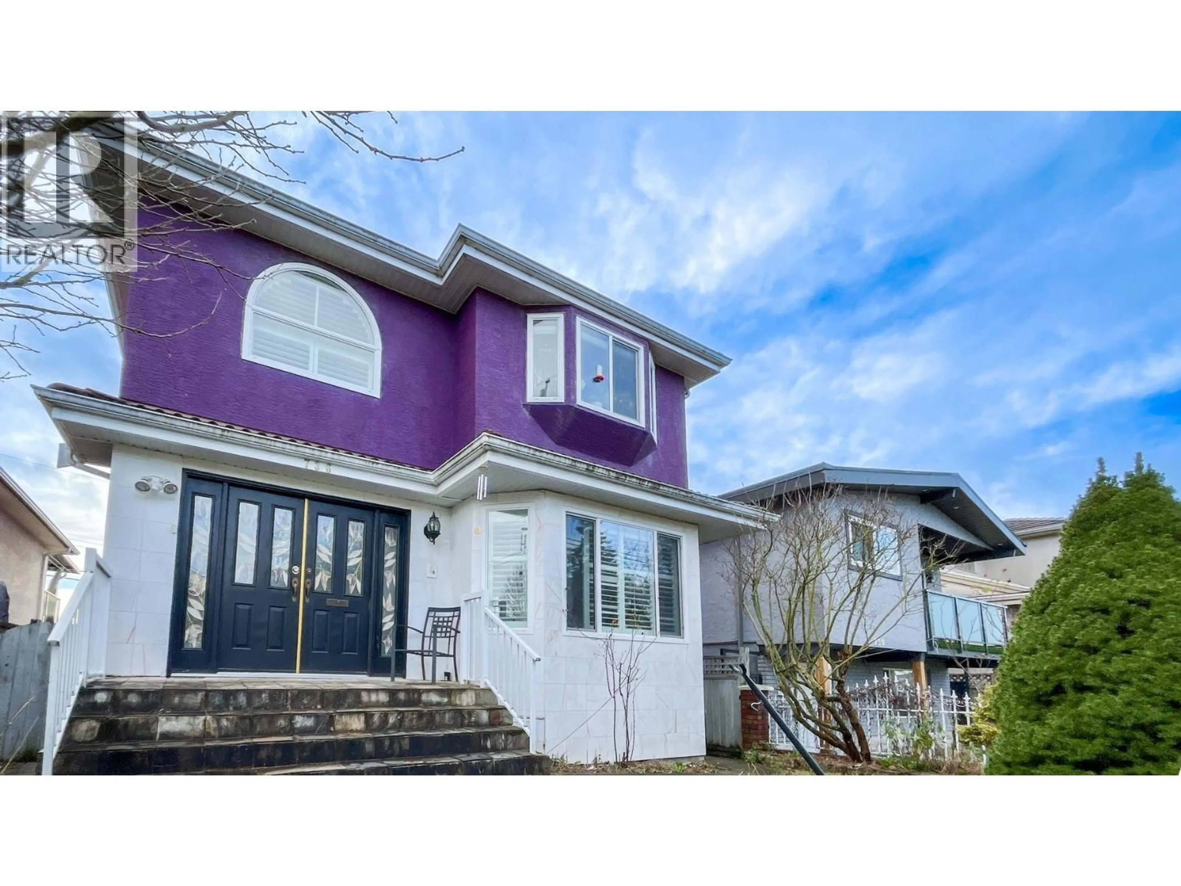 Home with vinyl exterior material, street for 736 55TH AVENUE, Vancouver British Columbia V5X1N7