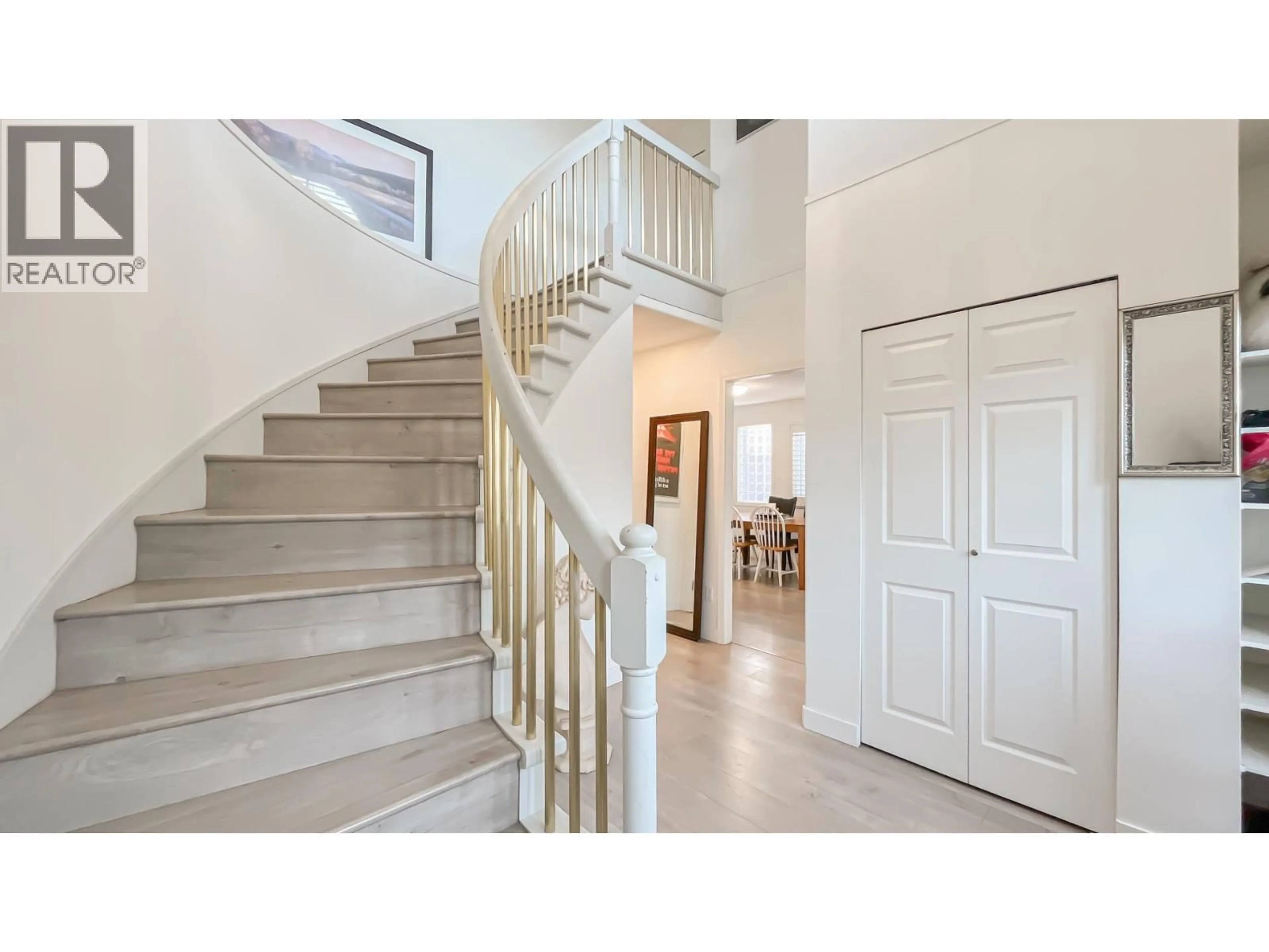 Unknown for 736 55TH AVENUE, Vancouver British Columbia V5X1N7