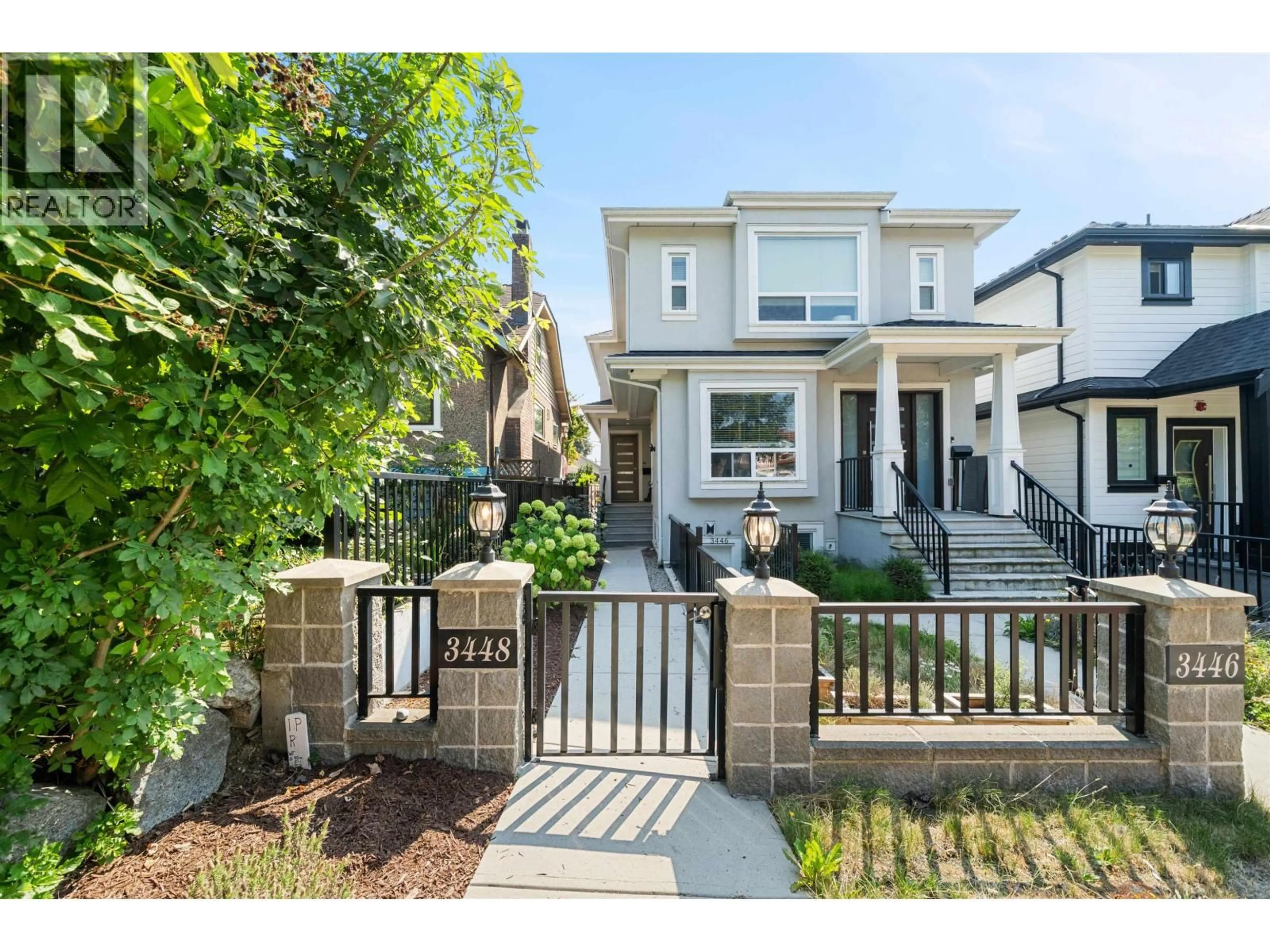 Unknown for 3448 PANDORA STREET, Vancouver British Columbia V5K1W8