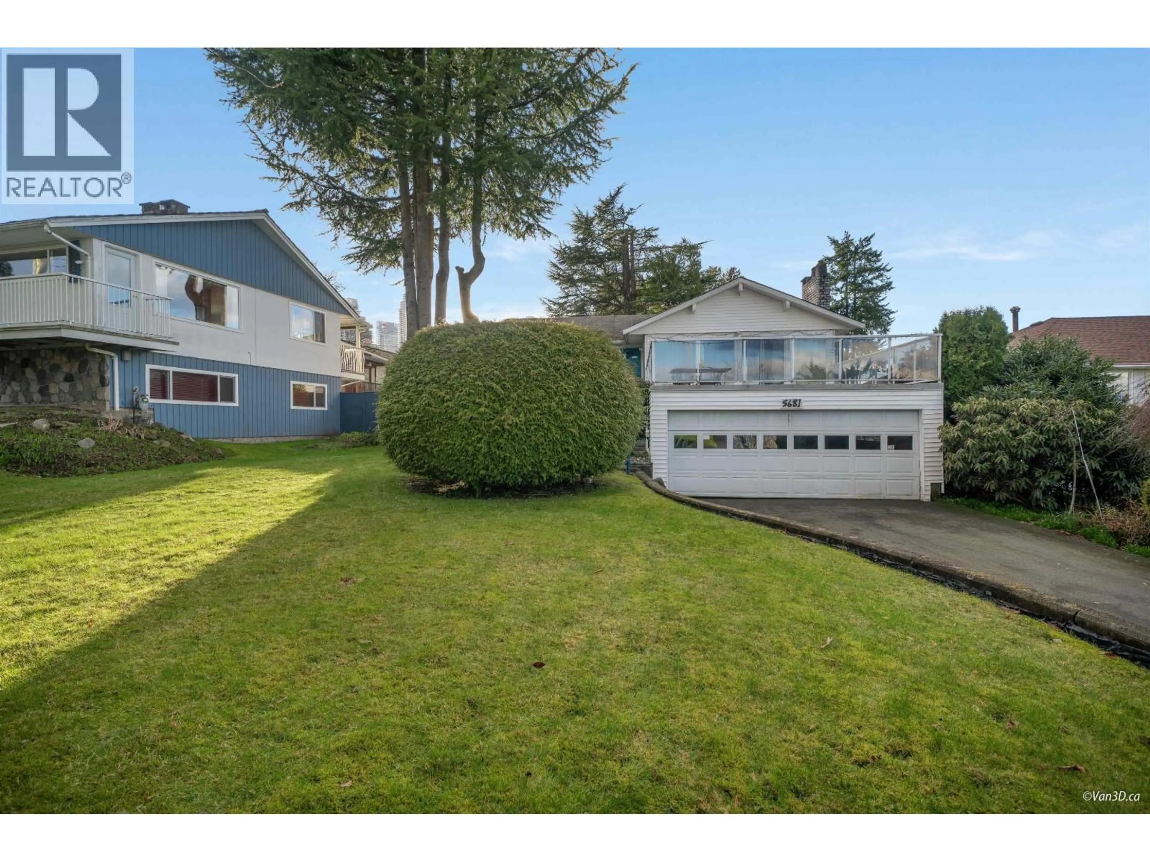 Unknown for 5681 SARDIS CRESCENT, Burnaby British Columbia V5H3K4