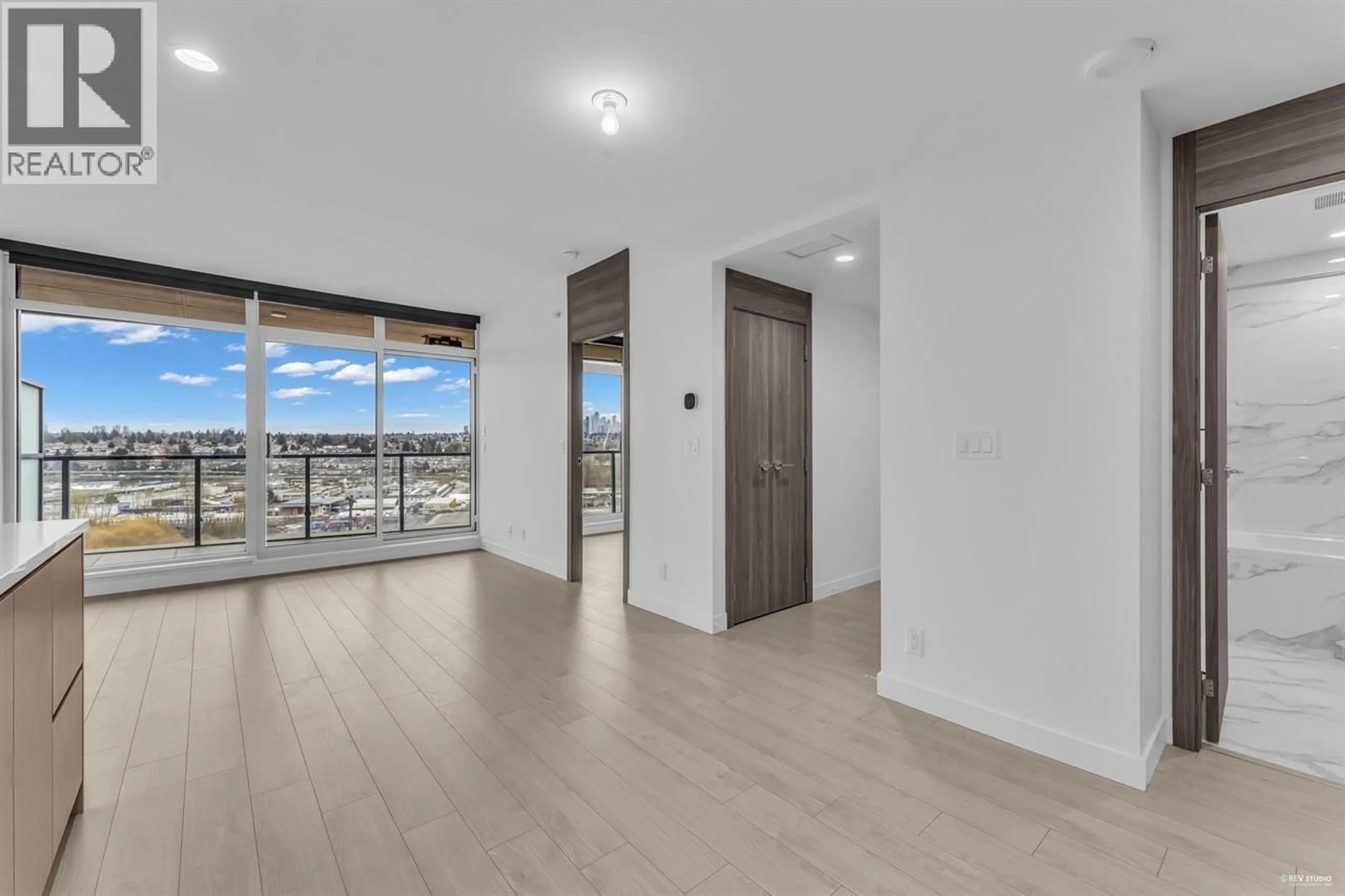 A pic of a room for 708 - 4880 LOUGHEED HIGHWAY, Burnaby British Columbia V5C0N1