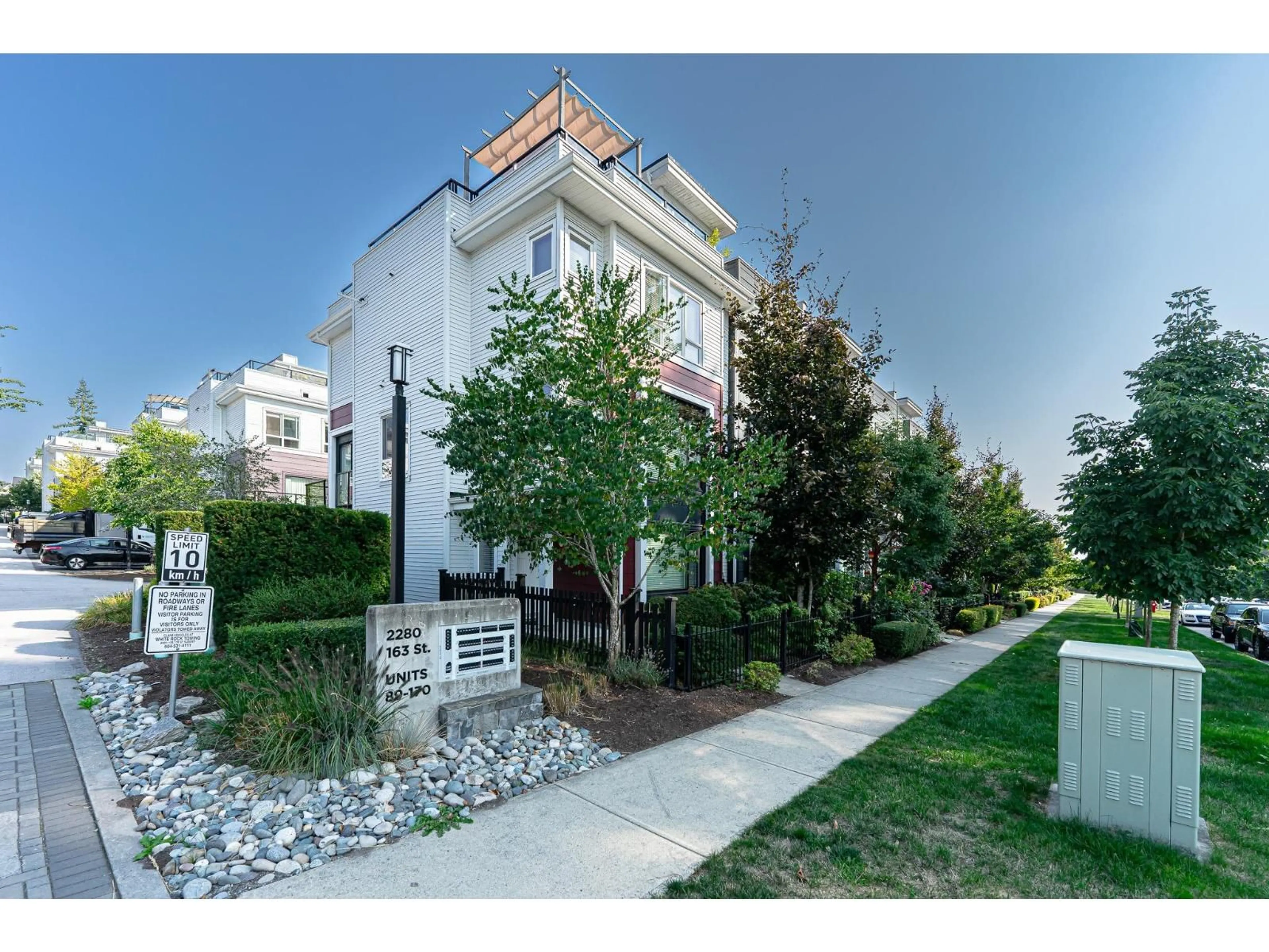 Patio, street for 111 - 2280 163, Surrey British Columbia V3Z0S4