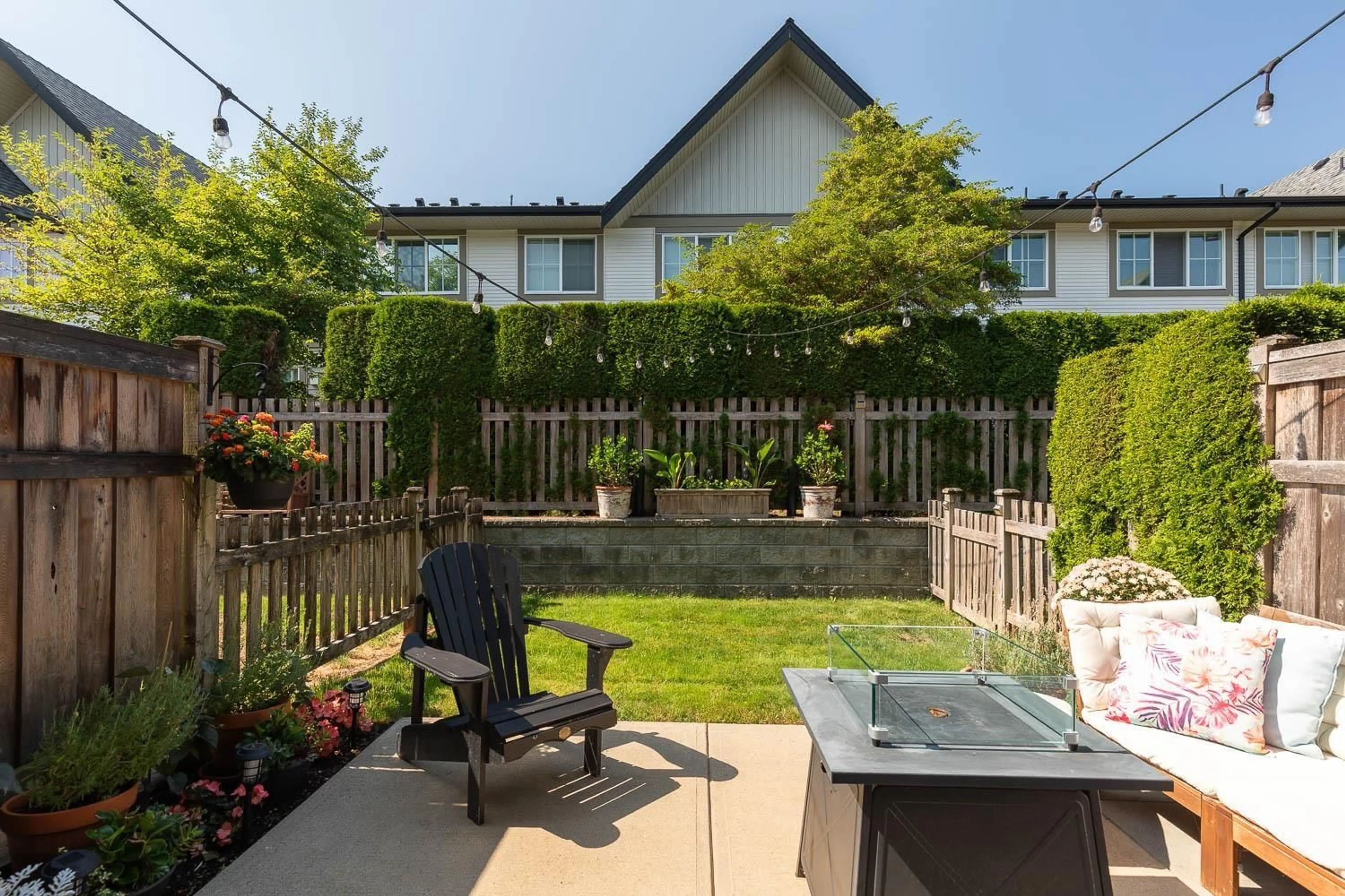 Patio, street for 127 - 2501 161A, Surrey British Columbia V3Z7Y6