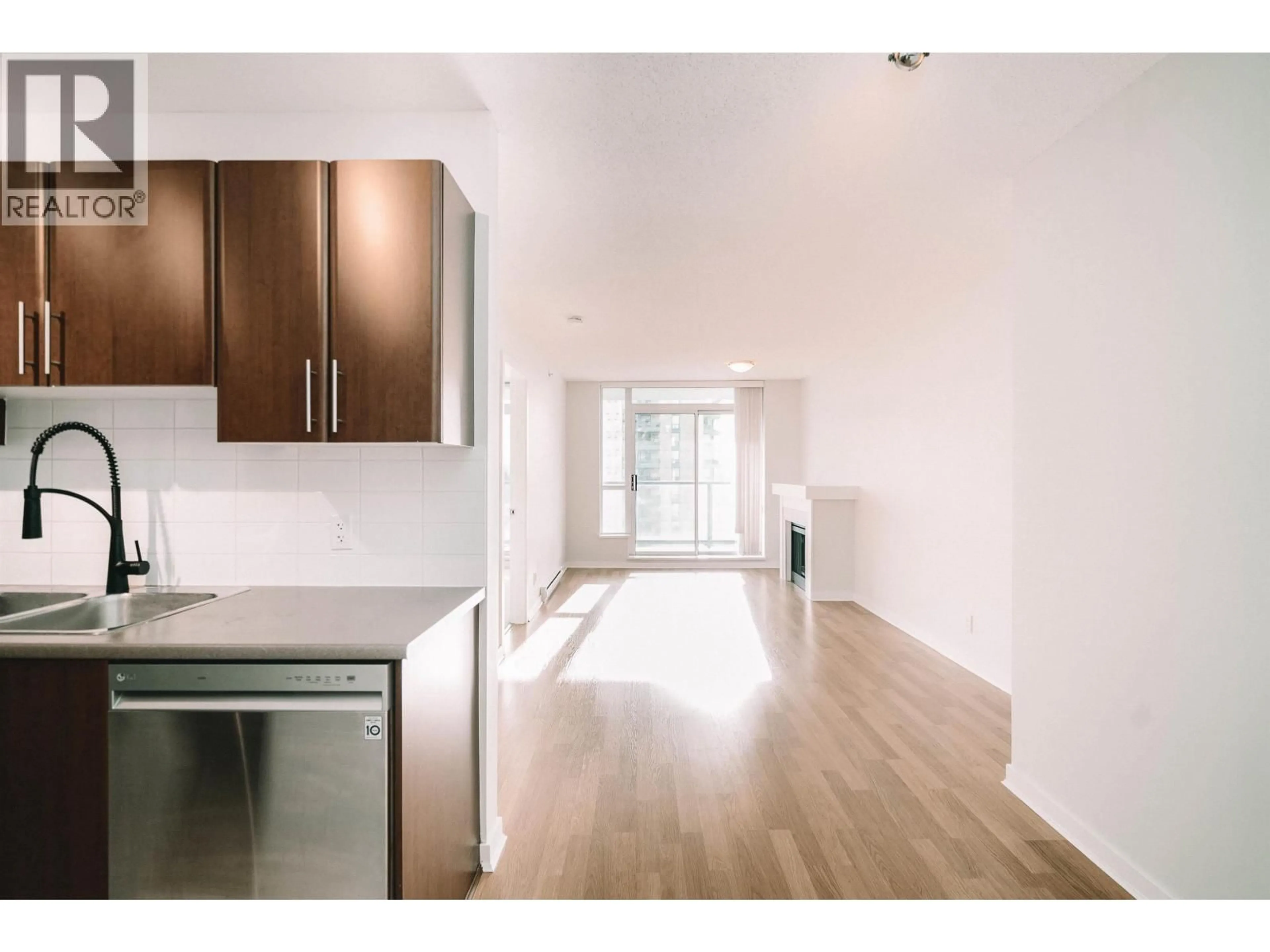 Unknown for 906 - 1178 HEFFLEY CRESCENT, Coquitlam British Columbia V3B0A7