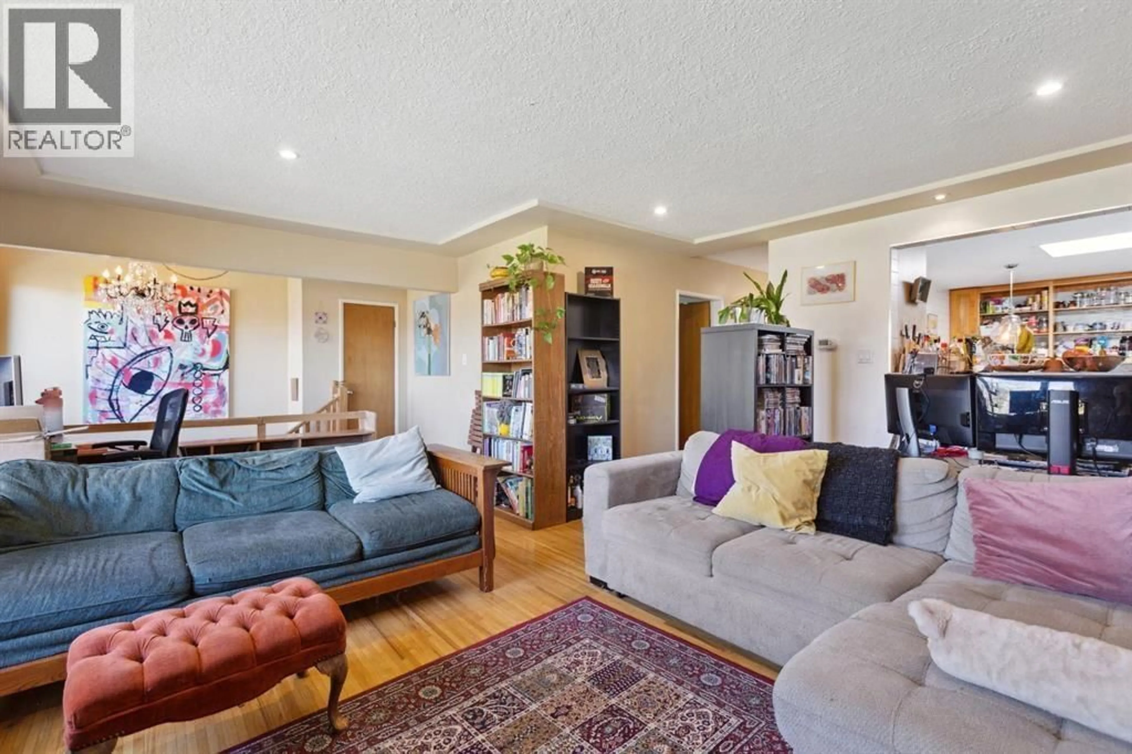 Living room with furniture, unknown for 2884 22ND AVENUE, Vancouver British Columbia V5M2Y2
