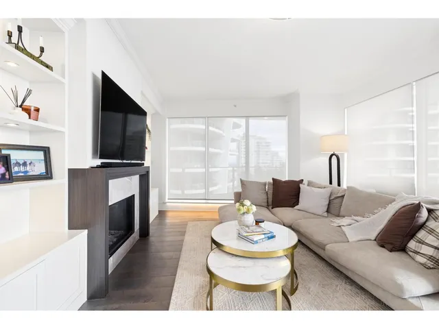 1406 - 1500 MARTIN STREET, White Rock 5