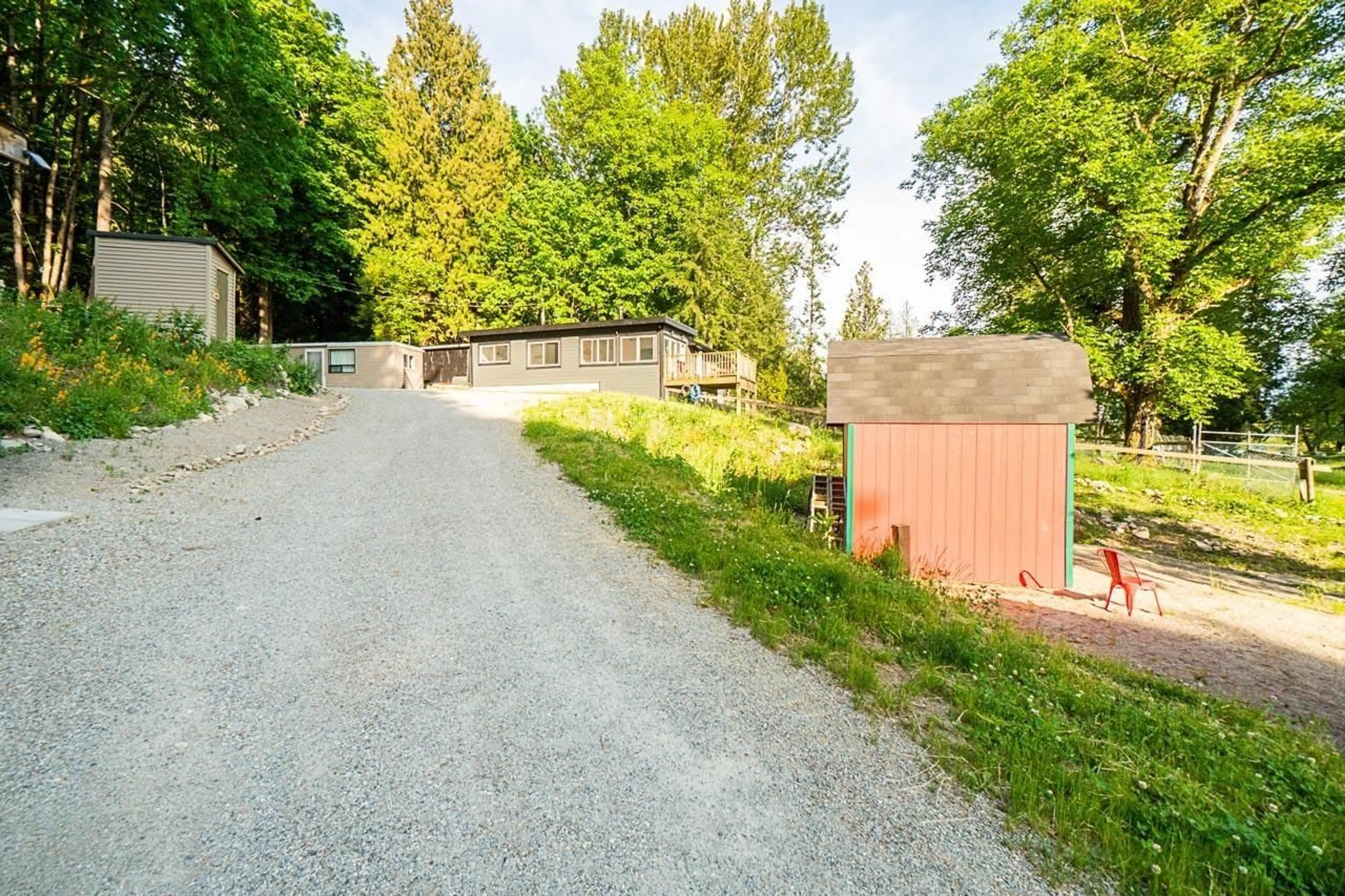 A pic from outside/outdoor area/front of a property/back of a property/a pic from drone, unknown for 44190 MALCOLM, Mission British Columbia V0M1N0