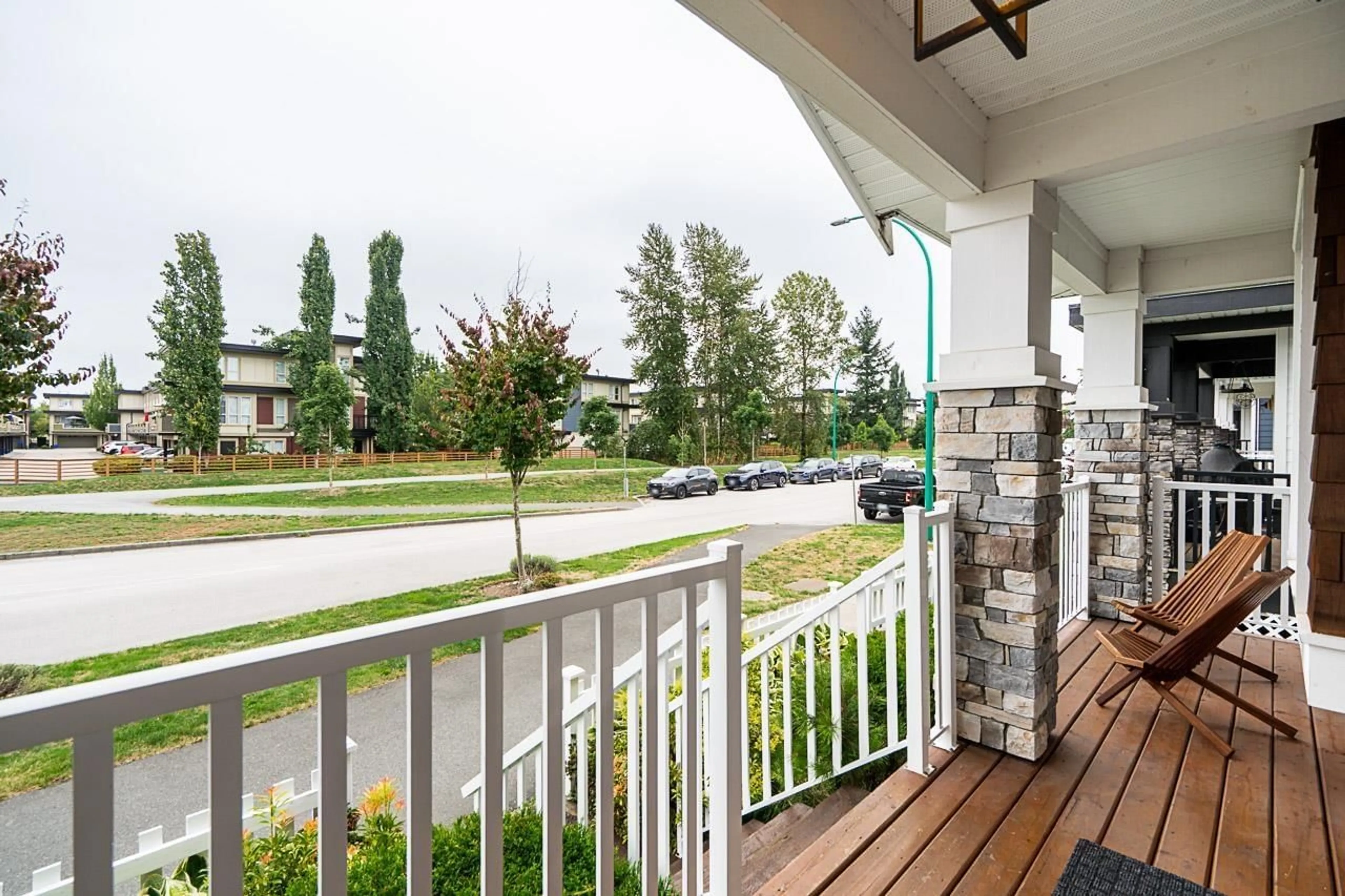 Patio, unknown for 7289 194A, Surrey British Columbia V4N6K1