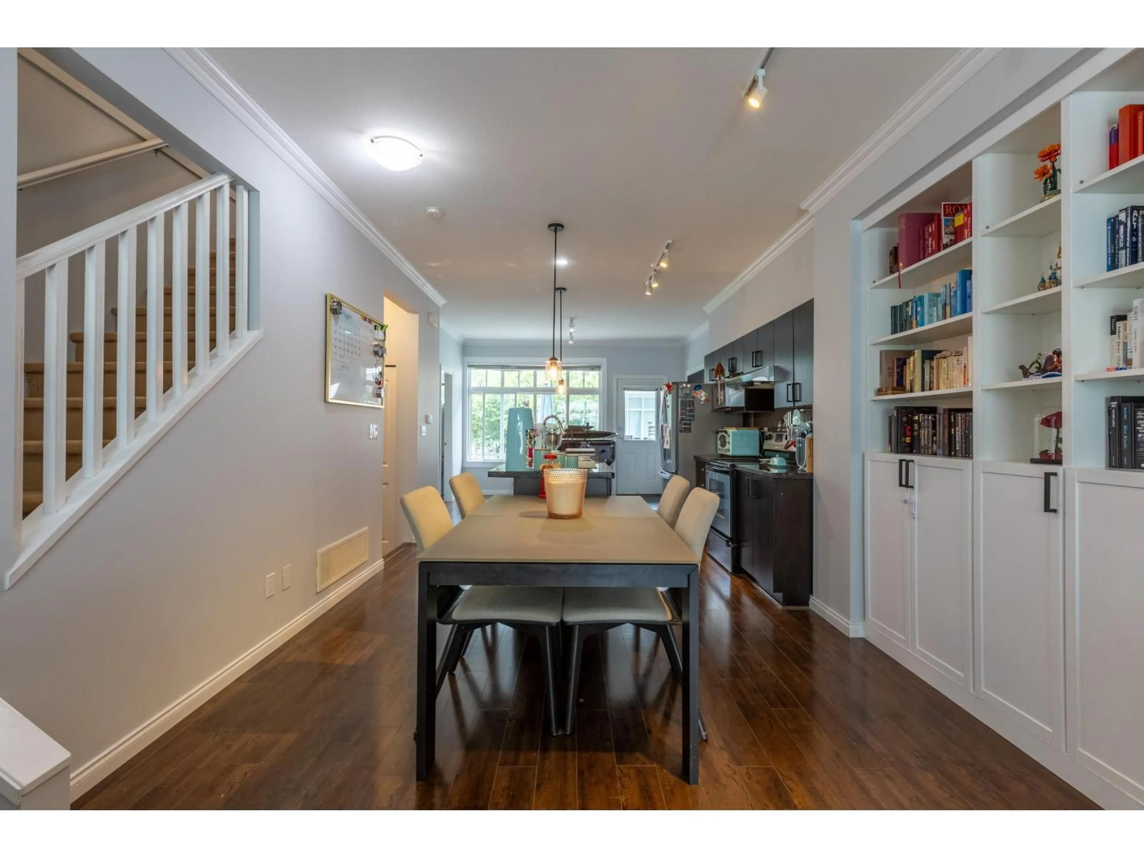 Dining room, wood/laminate floor for 41 - 19480 66, Surrey British Columbia V4N5W7