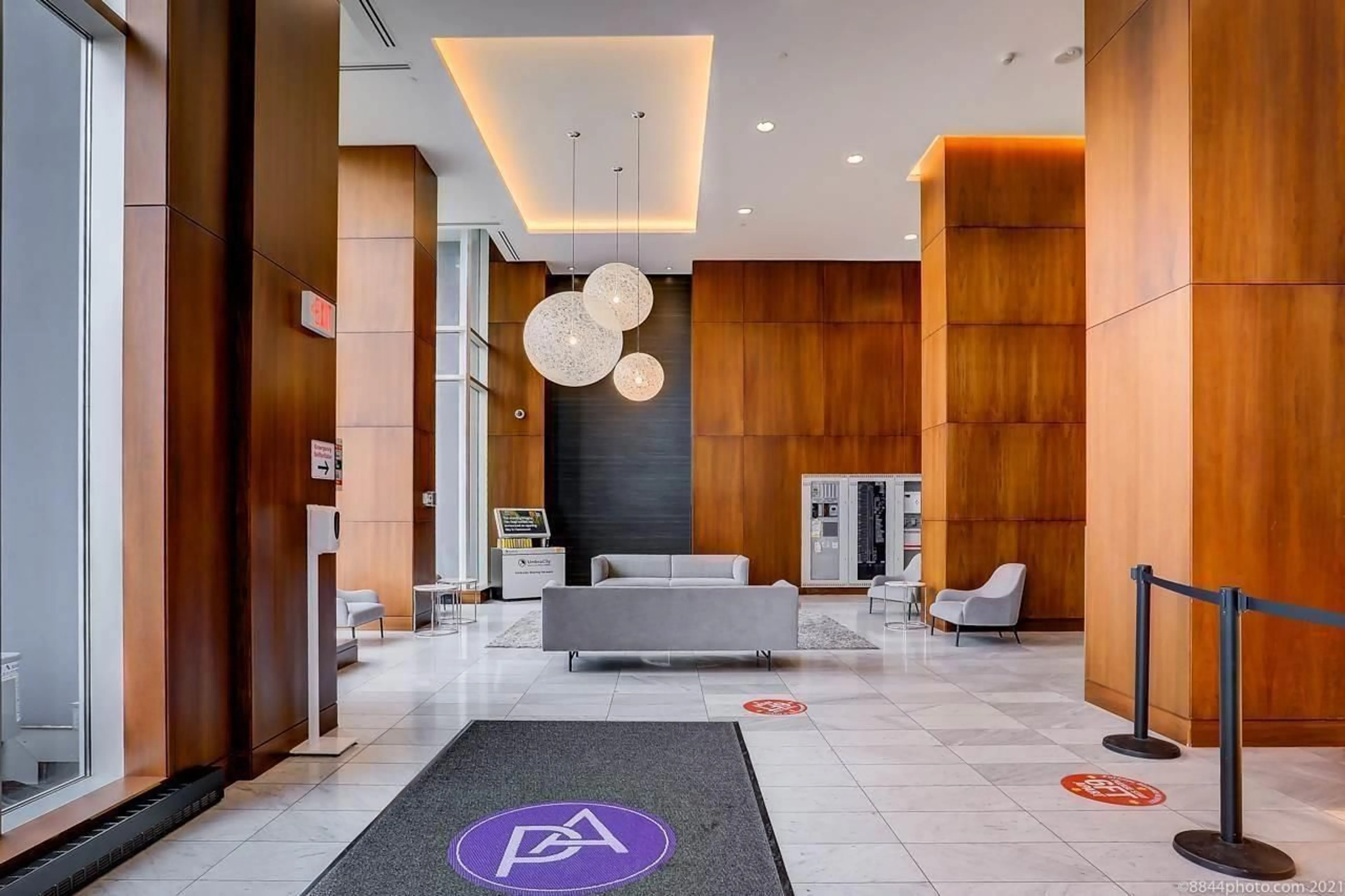 Lobby for 4101 - 13696 100, Surrey British Columbia V3T0L5