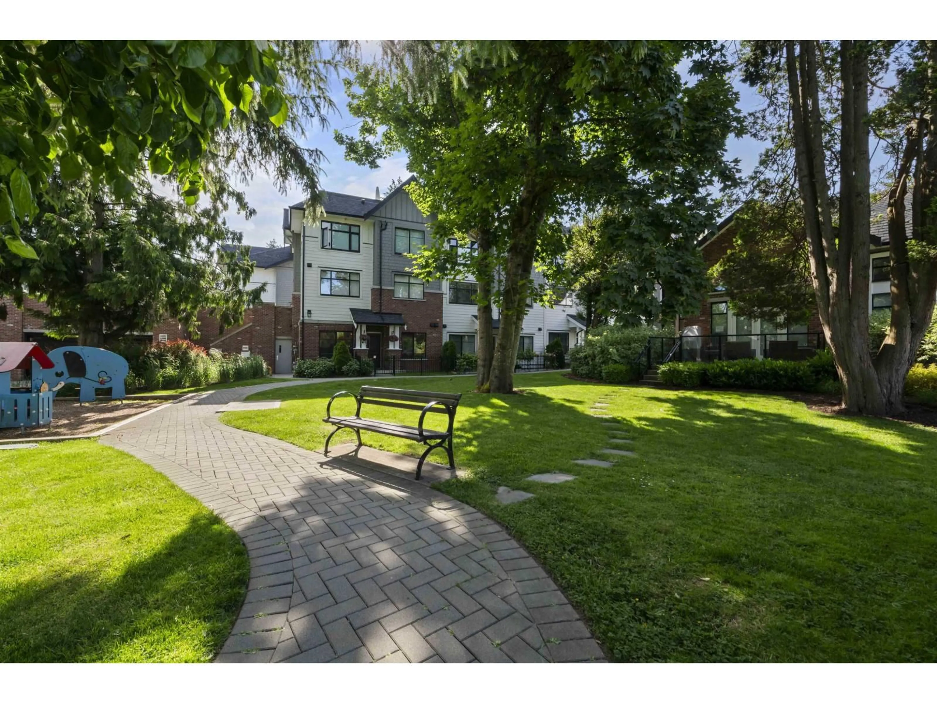 Patio, street for 101 - 16528 24A, Surrey British Columbia V3Z0P4