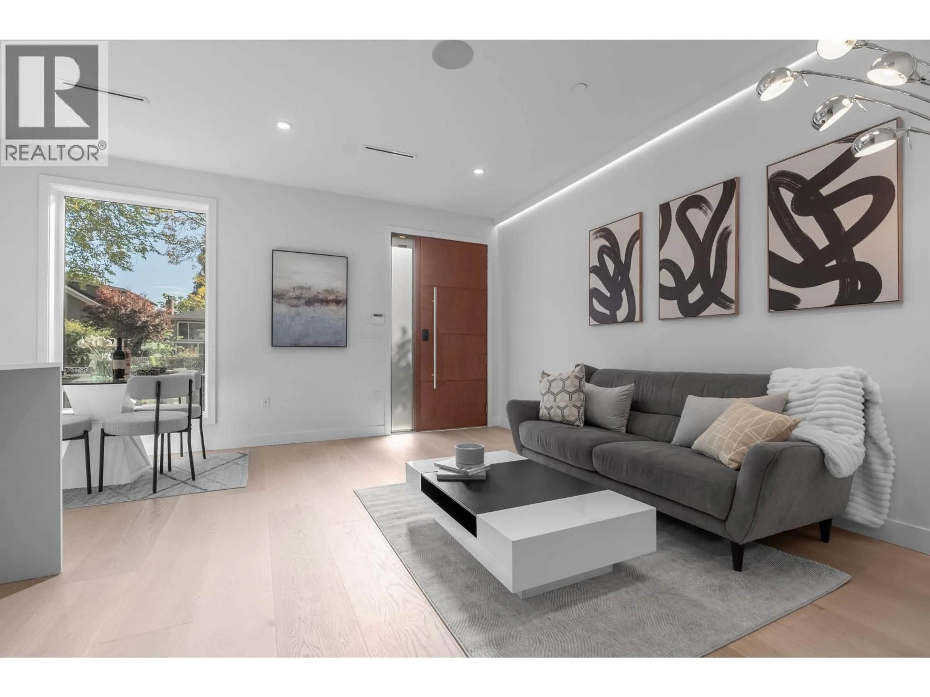 Living room with furniture, unknown for 1 - 4215 13TH AVENUE, Vancouver British Columbia V6R2T7