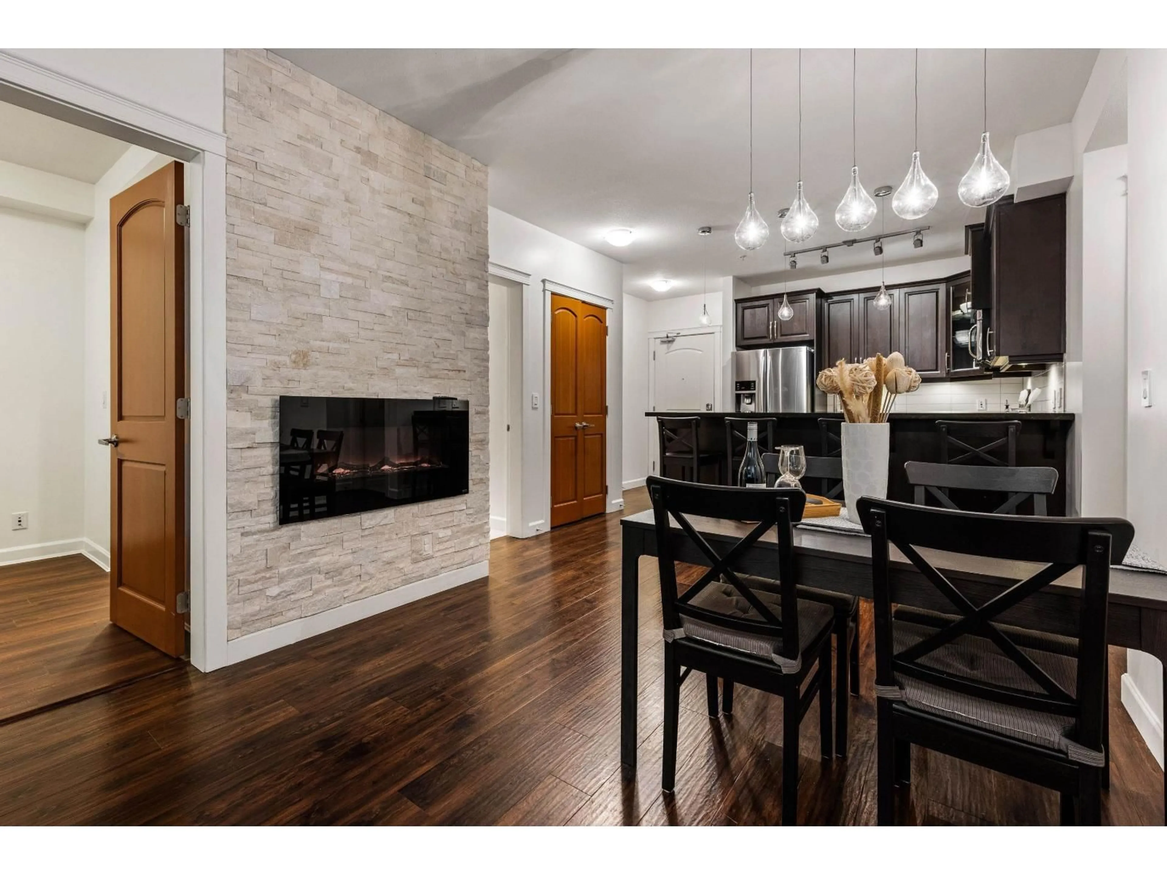 Open concept kitchen, unknown for 154 - 8328 207A, Langley British Columbia V2Y0K5