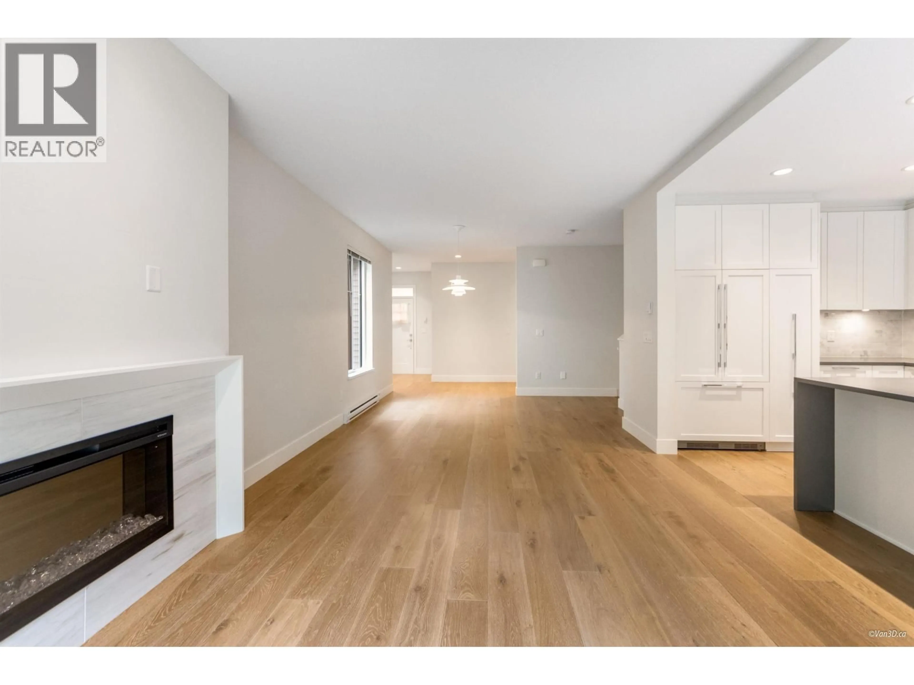 A pic of a room for 37 - 3306 PRINCETON AVENUE, Coquitlam British Columbia V3E0M9