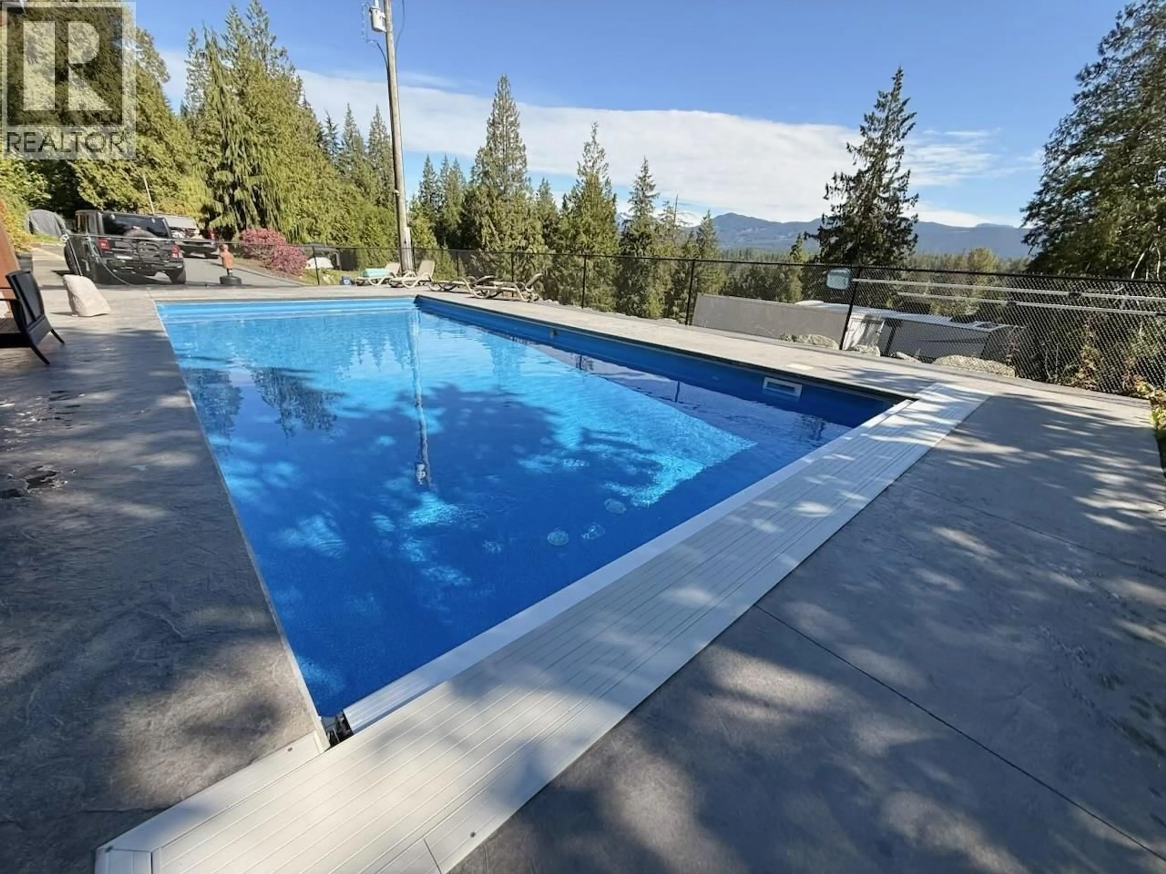 Pool for 26560 CUNNINGHAM AVENUE, Maple Ridge British Columbia V2W1M8
