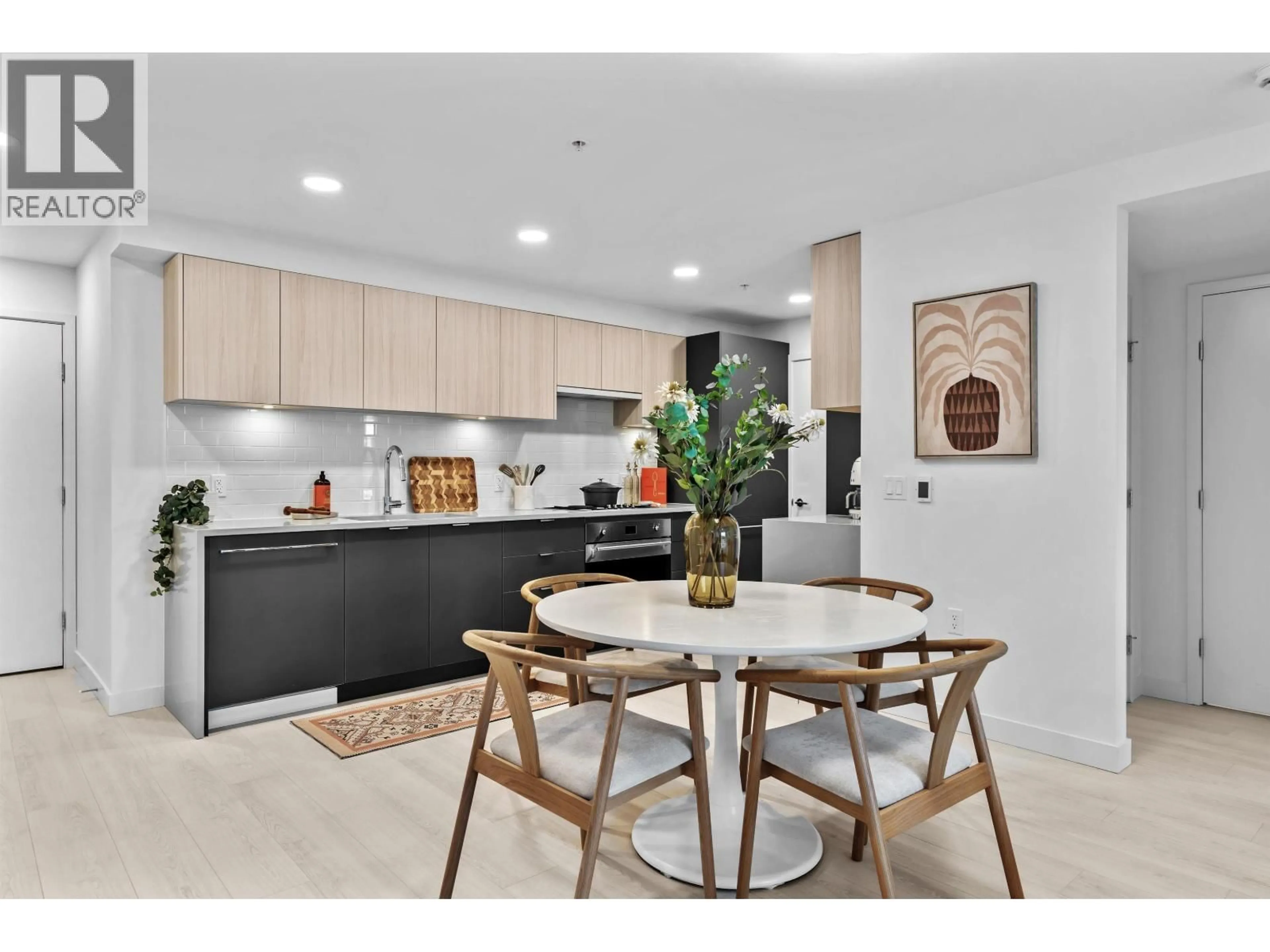 Open concept kitchen, unknown for 303 - 2419 GRANT STREET, Vancouver British Columbia V5K3G5