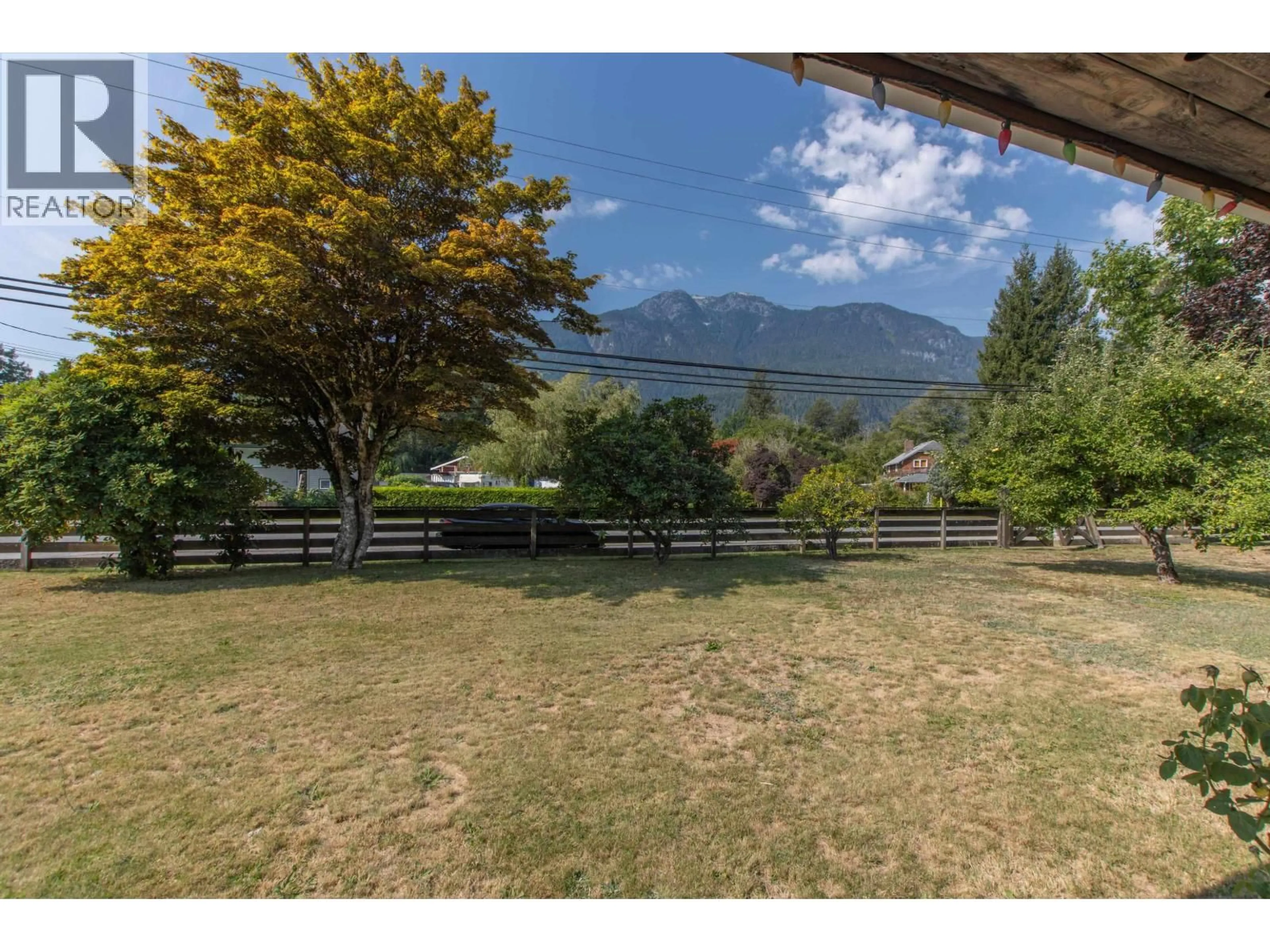 A pic from outside/outdoor area/front of a property/back of a property/a pic from drone, mountain view for 41560 GOVERNMENT ROAD, Squamish British Columbia V0N1H0
