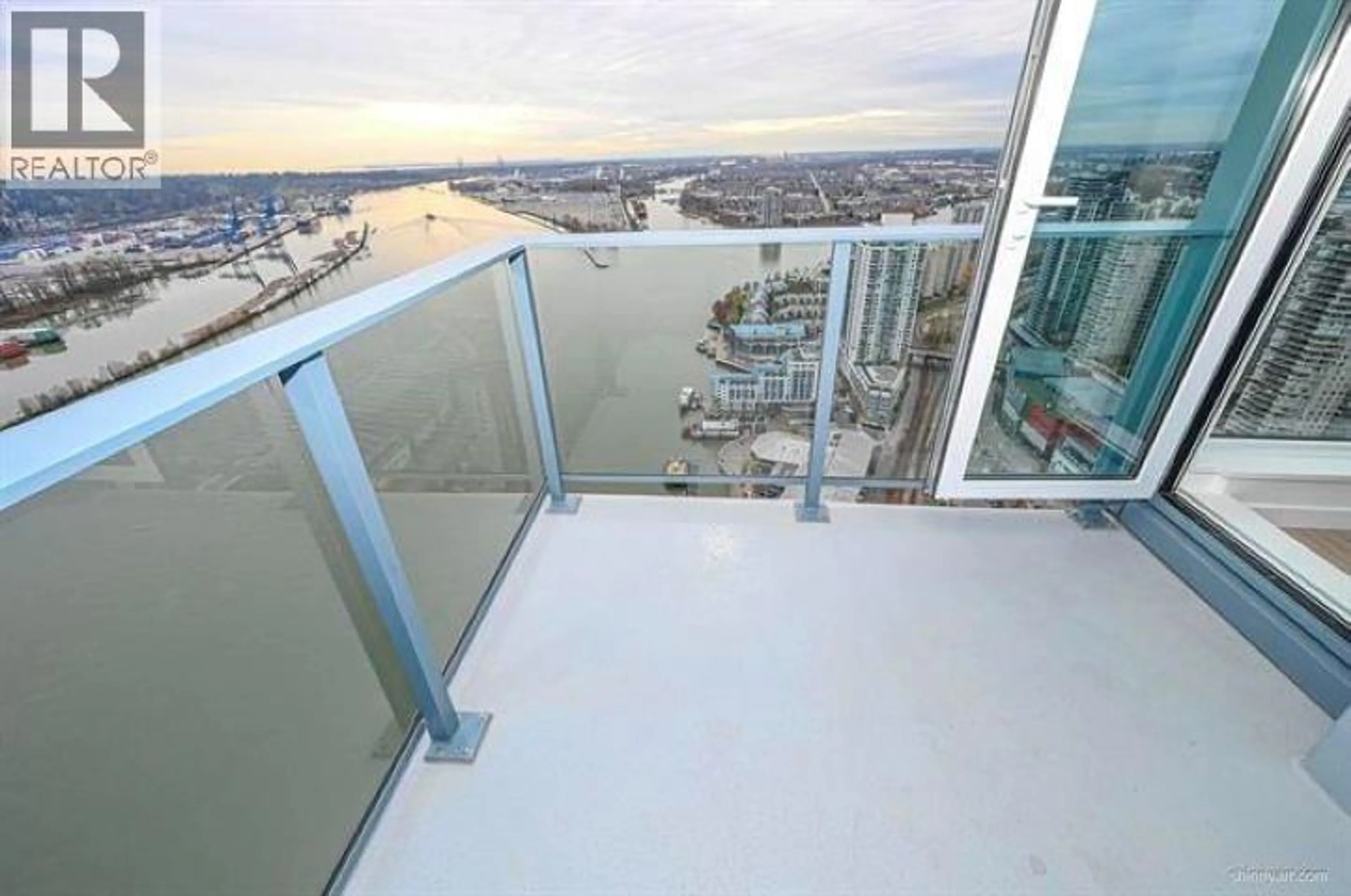 Balcony in the apartment, water/lake/river/ocean view for 4101 - 680 QUAYSIDE DRIVE, New Westminster British Columbia V3M0P2