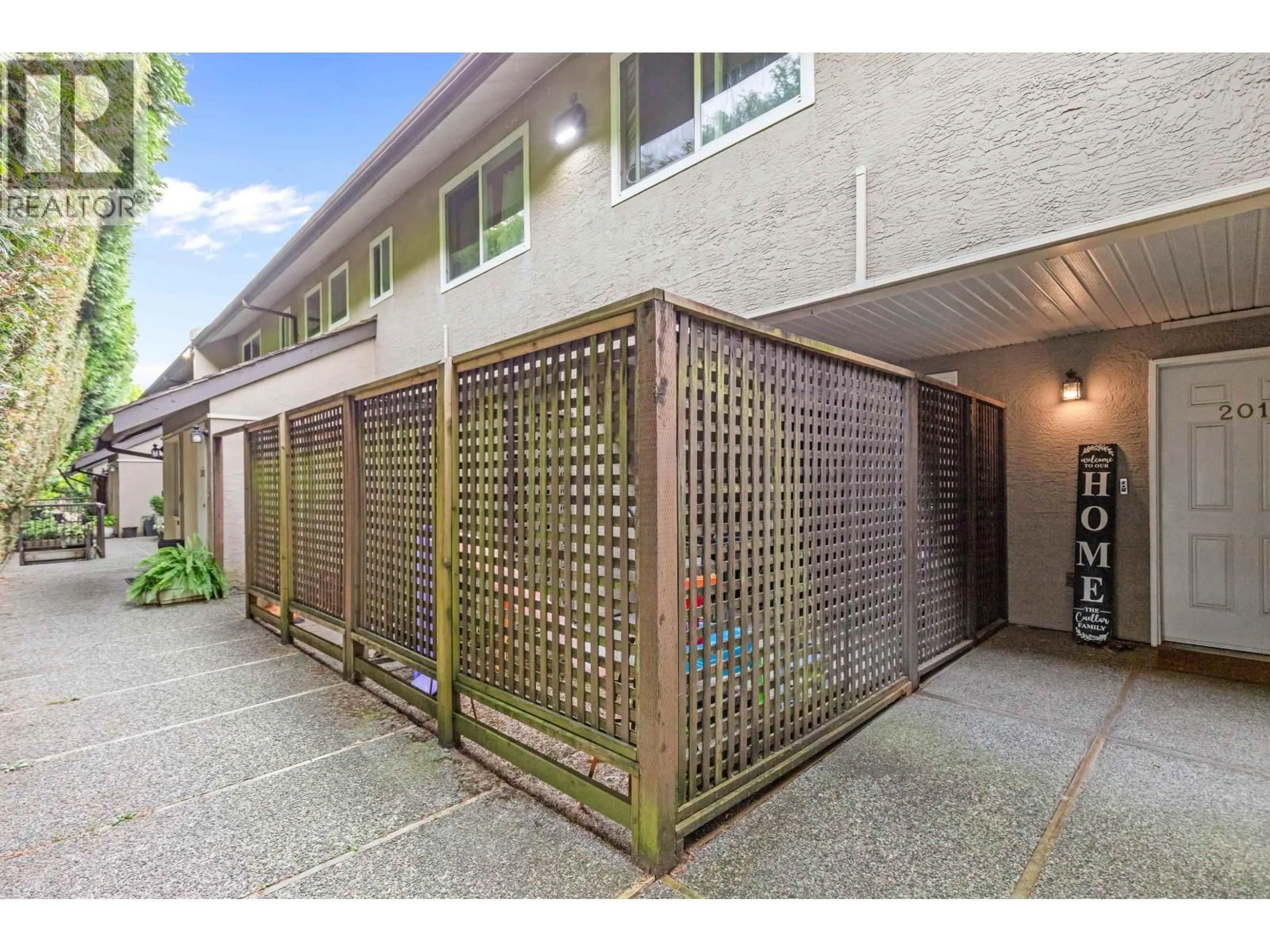 Patio, street for 201 - 11724 225 STREET, Maple Ridge British Columbia V2X6E4