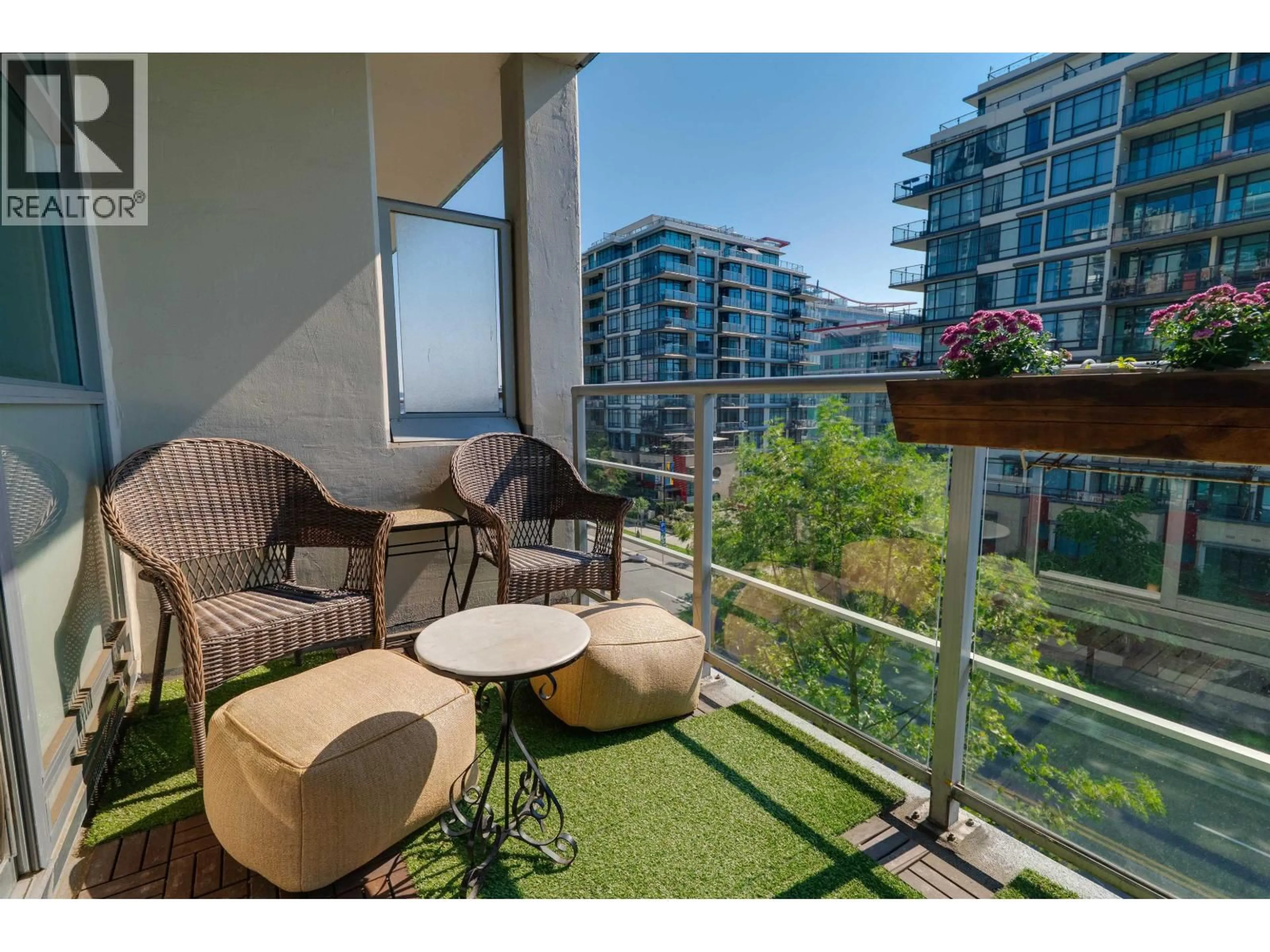Balcony in the apartment, water/lake/river/ocean view for 508 - 168 ESPLANADE, North Vancouver British Columbia V7L4X8