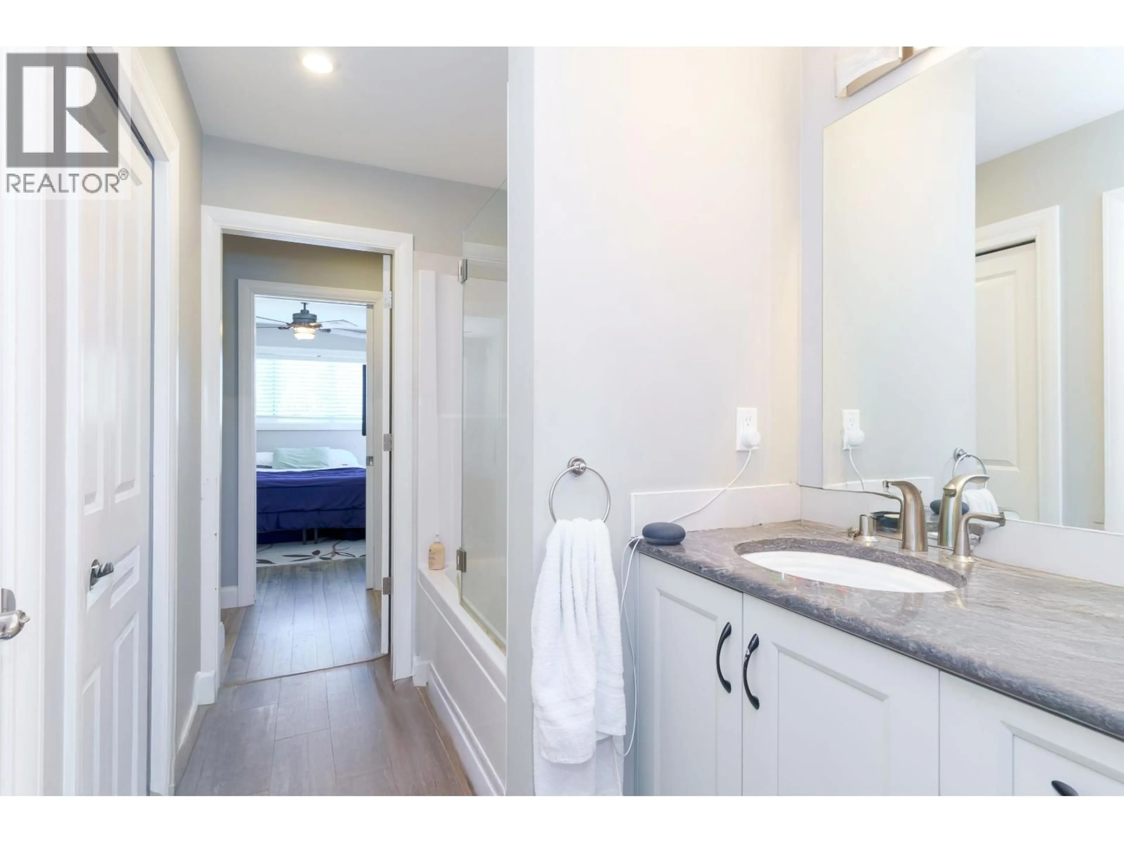 Unknown for 1055 CHARLAND AVENUE, Coquitlam British Columbia V3K3K8