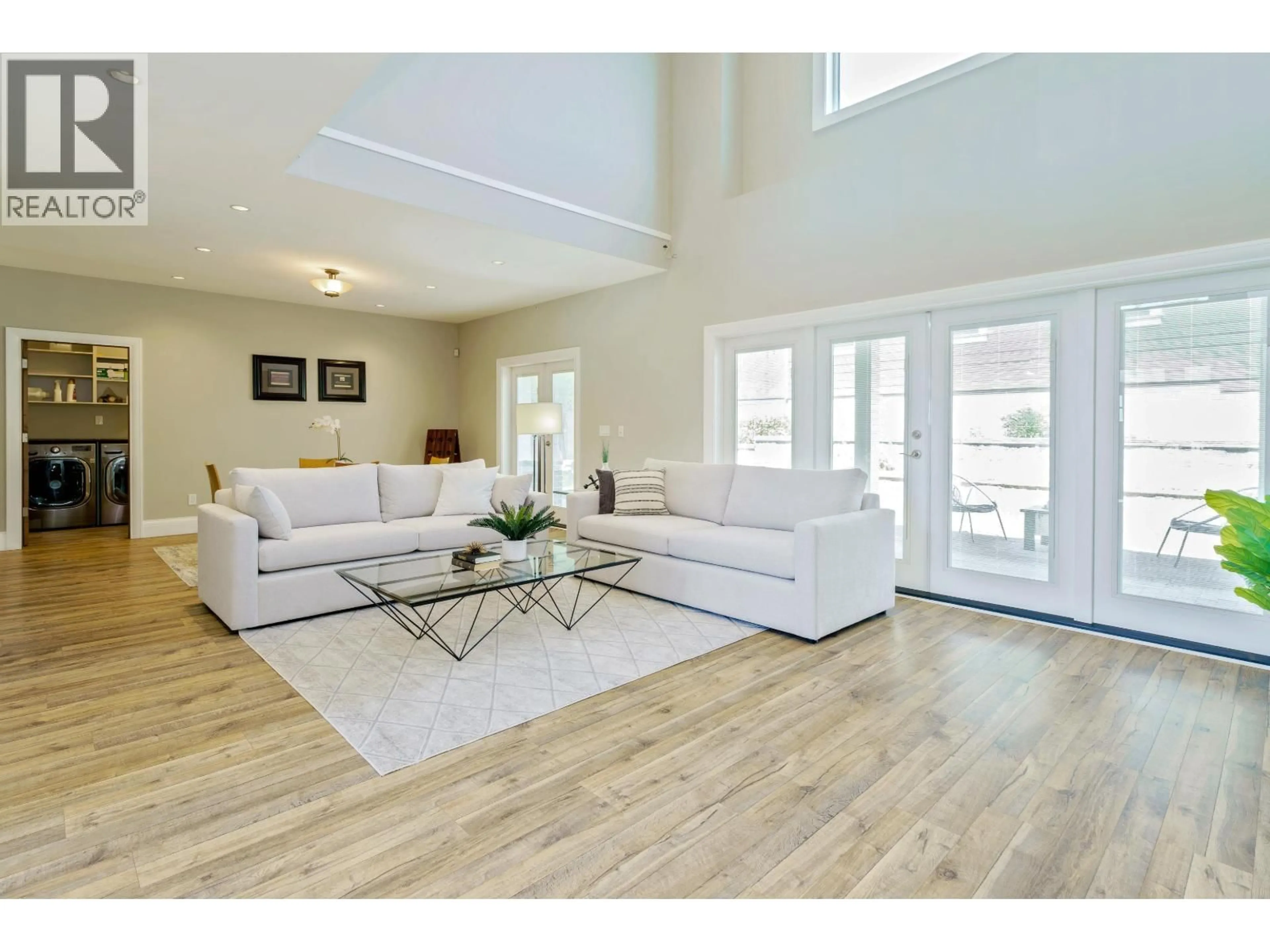 Living room with furniture, wood/laminate floor for 1055 CHARLAND AVENUE, Coquitlam British Columbia V3K3K8