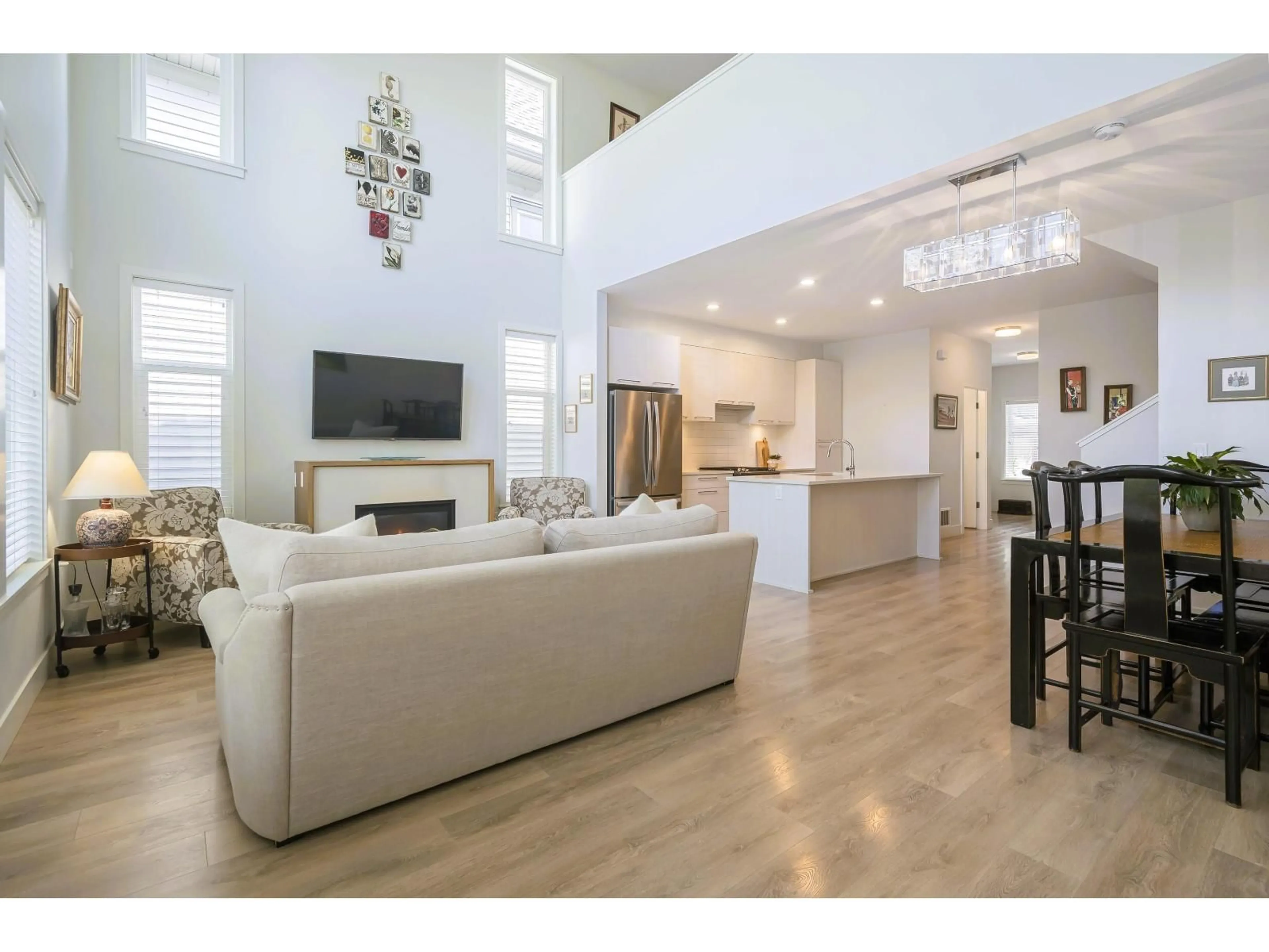 Living room with furniture, unknown for 49 - 8217 204B, Langley British Columbia V2Y0V6